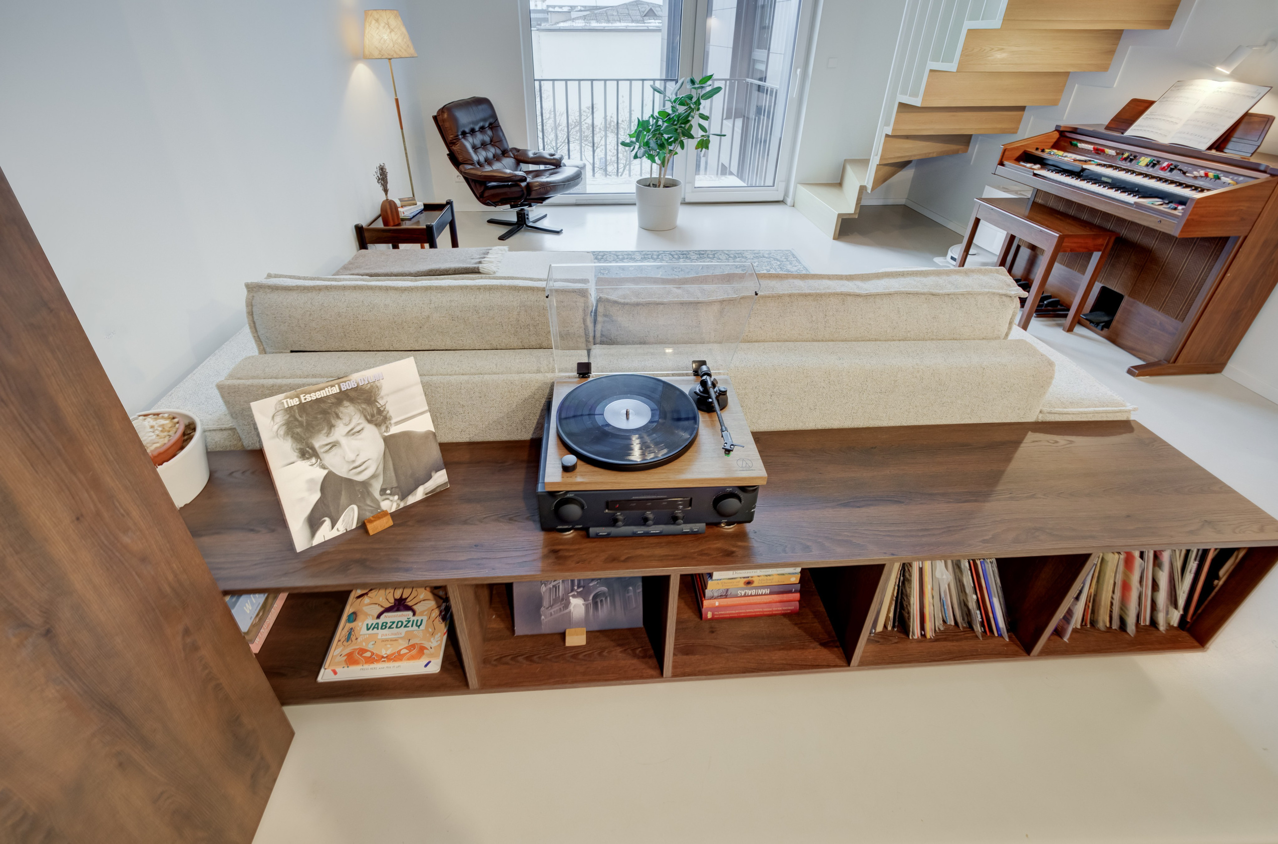 Kauno g. 32B. Elina Sapiega fotografė Vilniuje