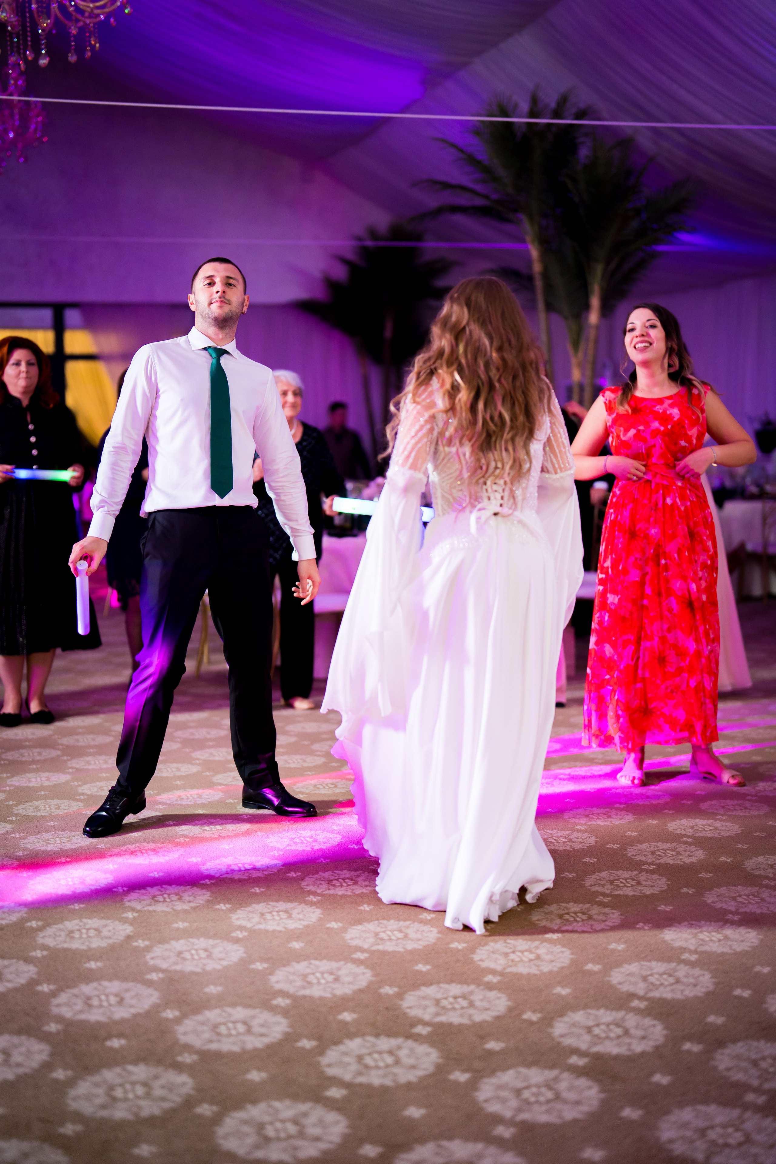 PARTY. Gabriel Florea — Fotograf nuntă București