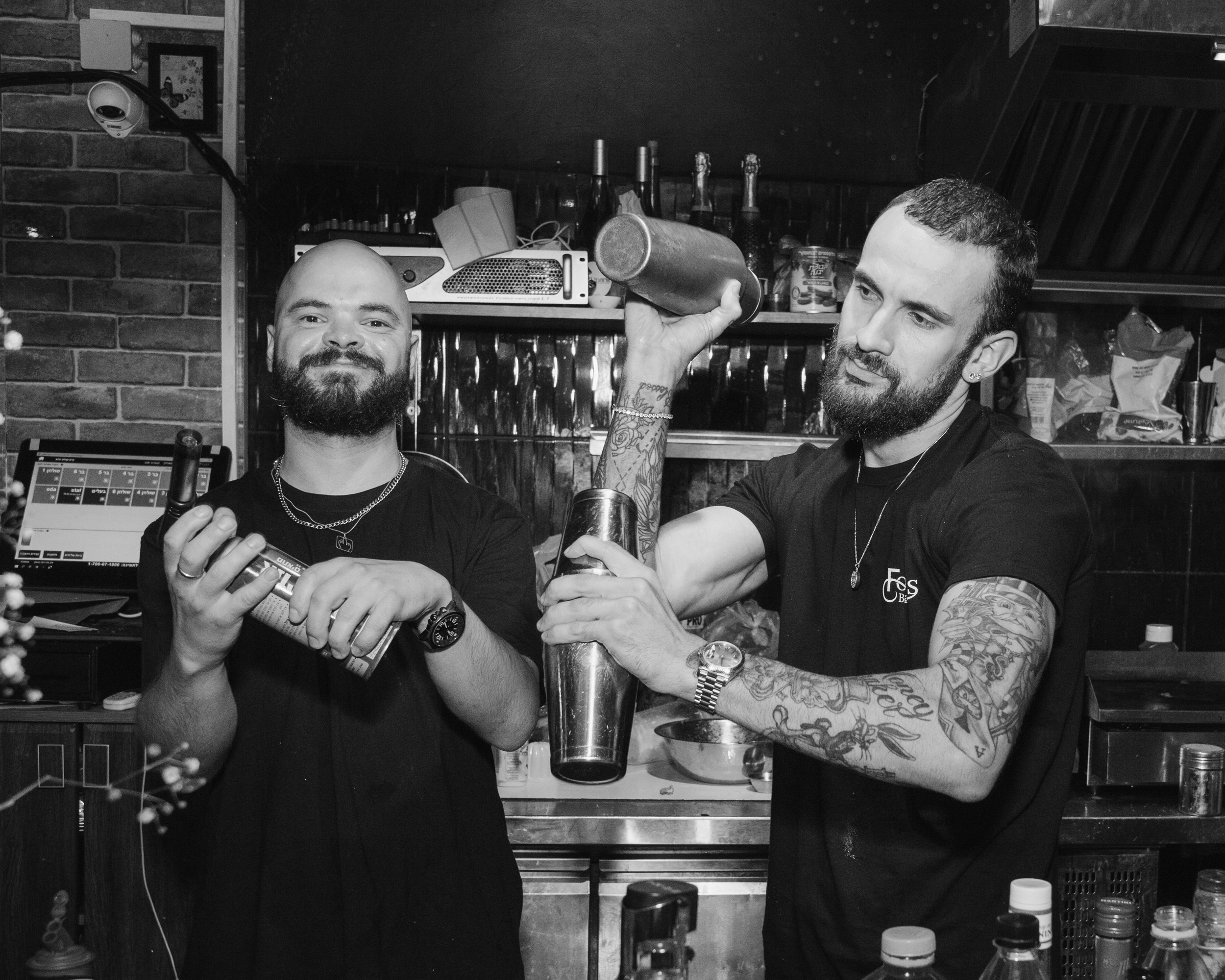 Контентная съемка для бара Focus. Портретный и репортажный фотограф в Израиле Рома Бирман