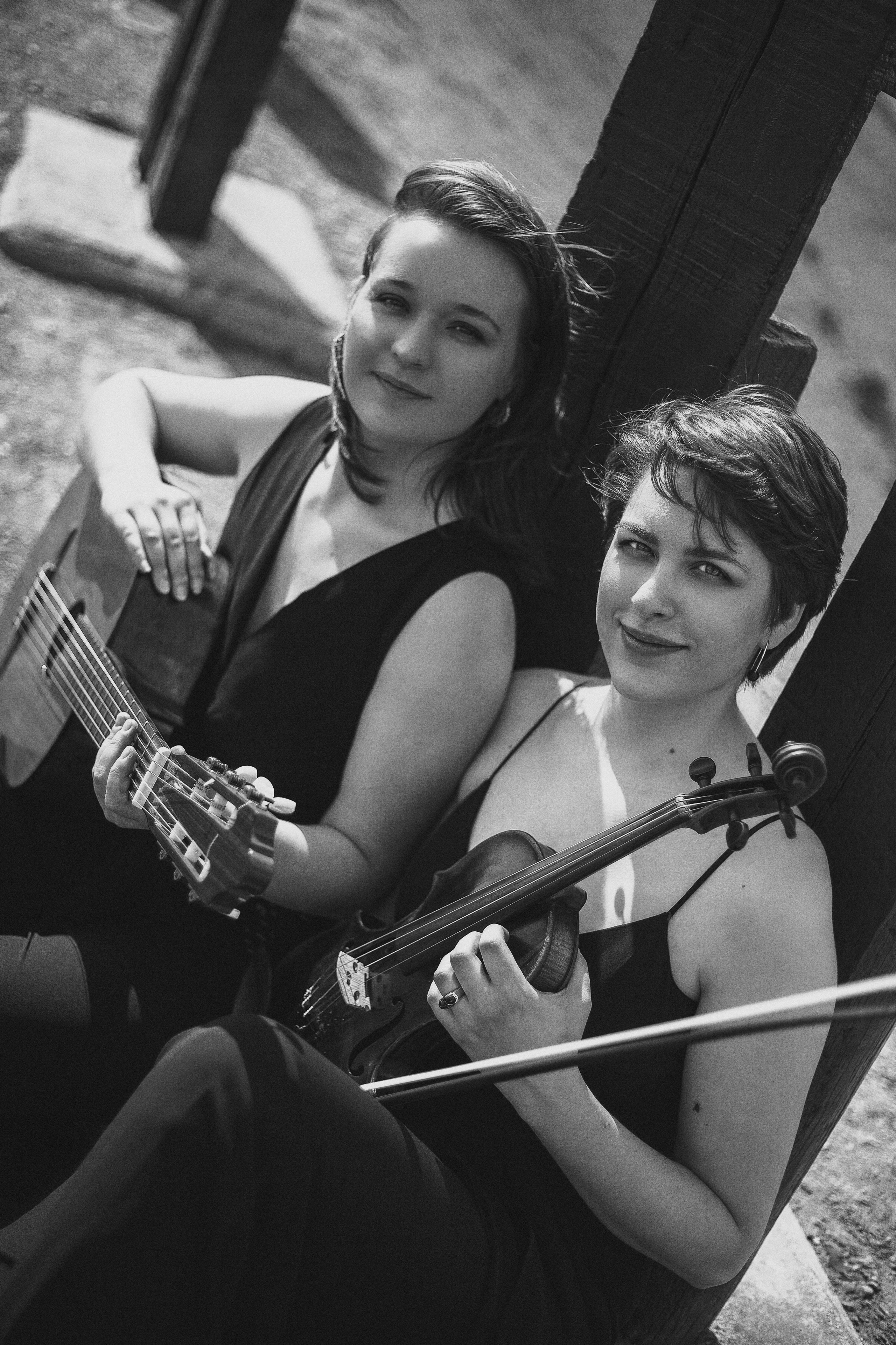 Terese & Viktoria. Nadia Sarycheva Fotografin in Deutschland