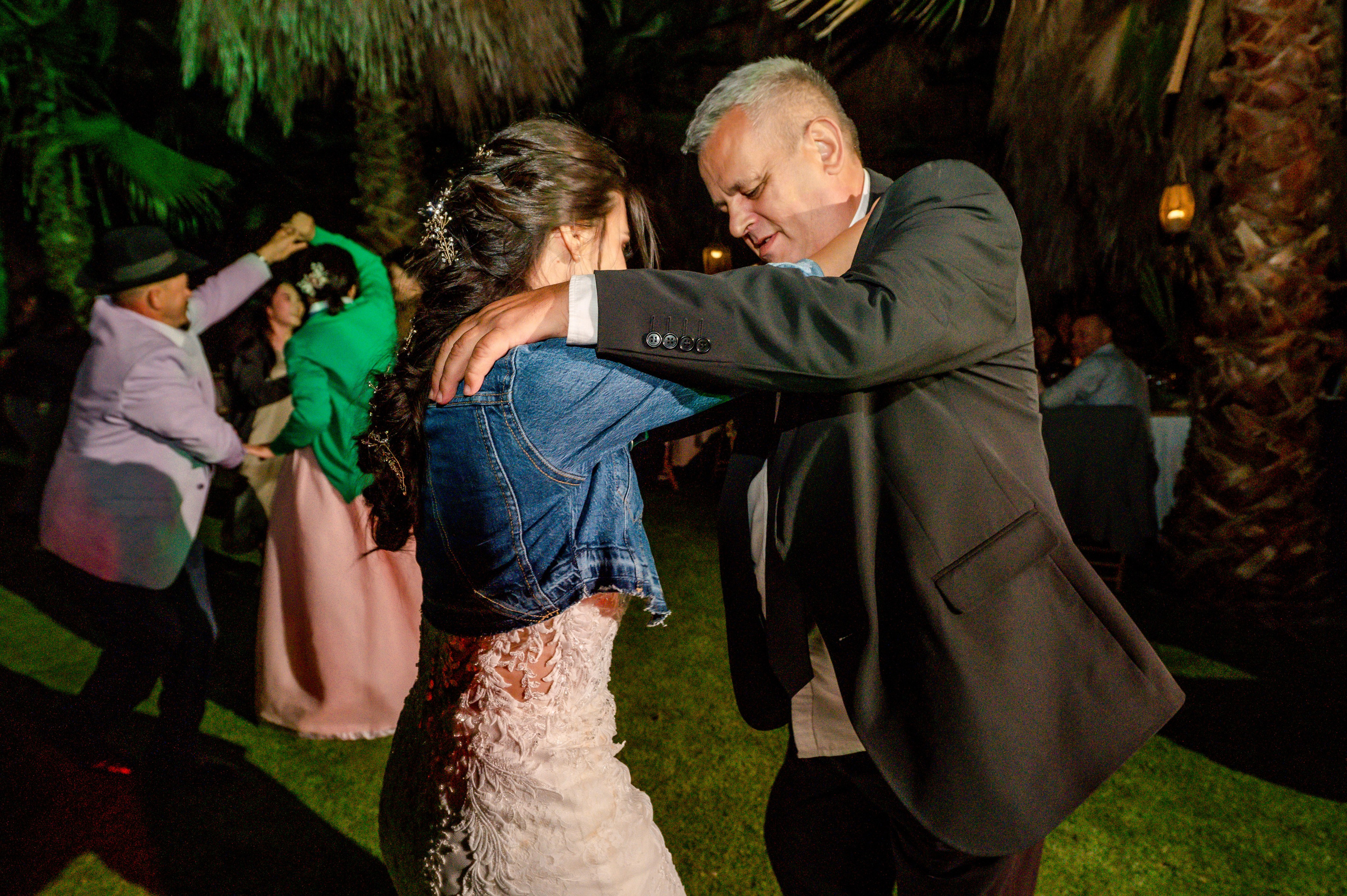 BYZO MEDIA. PETRU BYZO - family and children photographer in ROMANIA