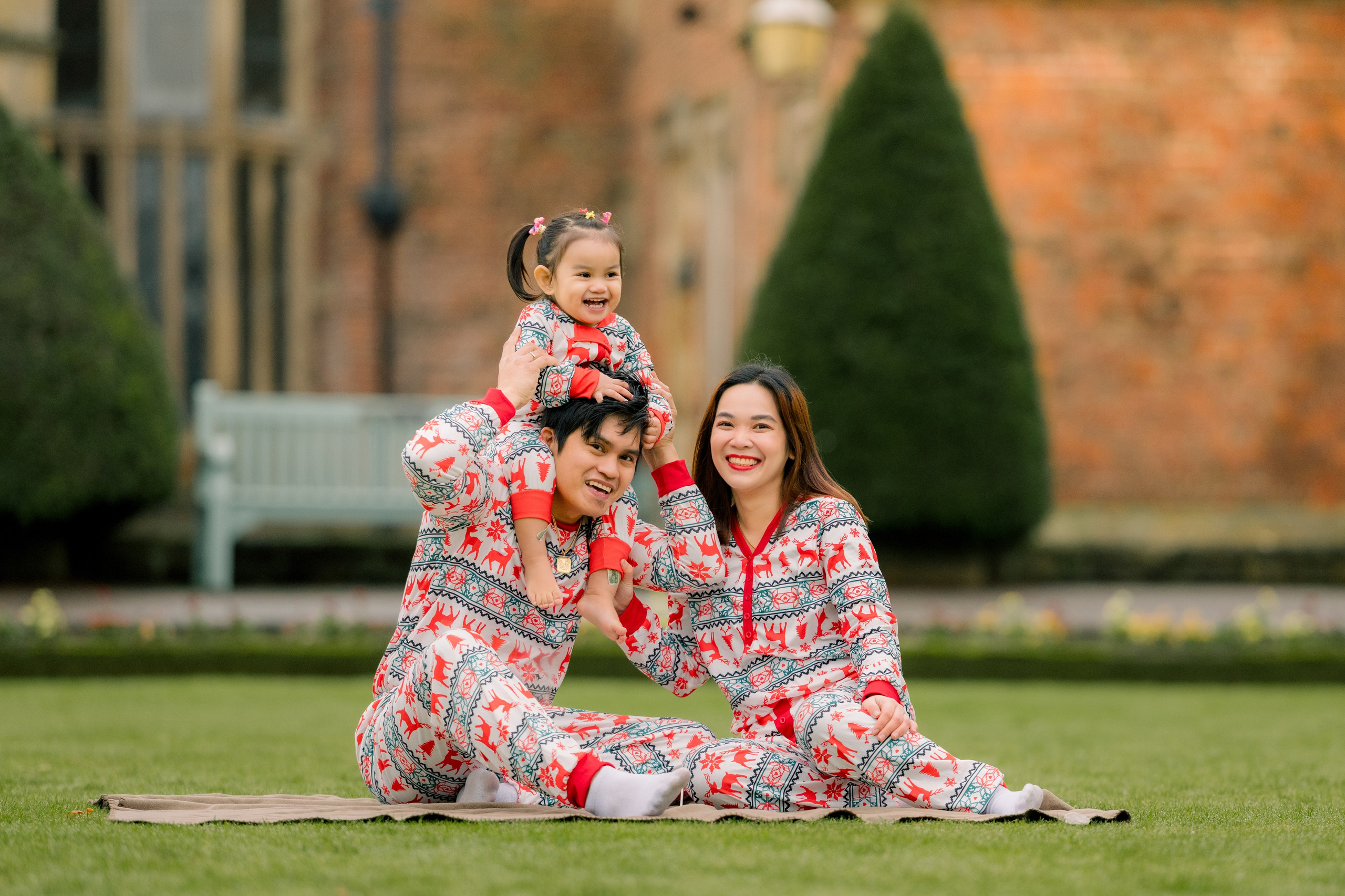 Maturan Family. CSR Photography