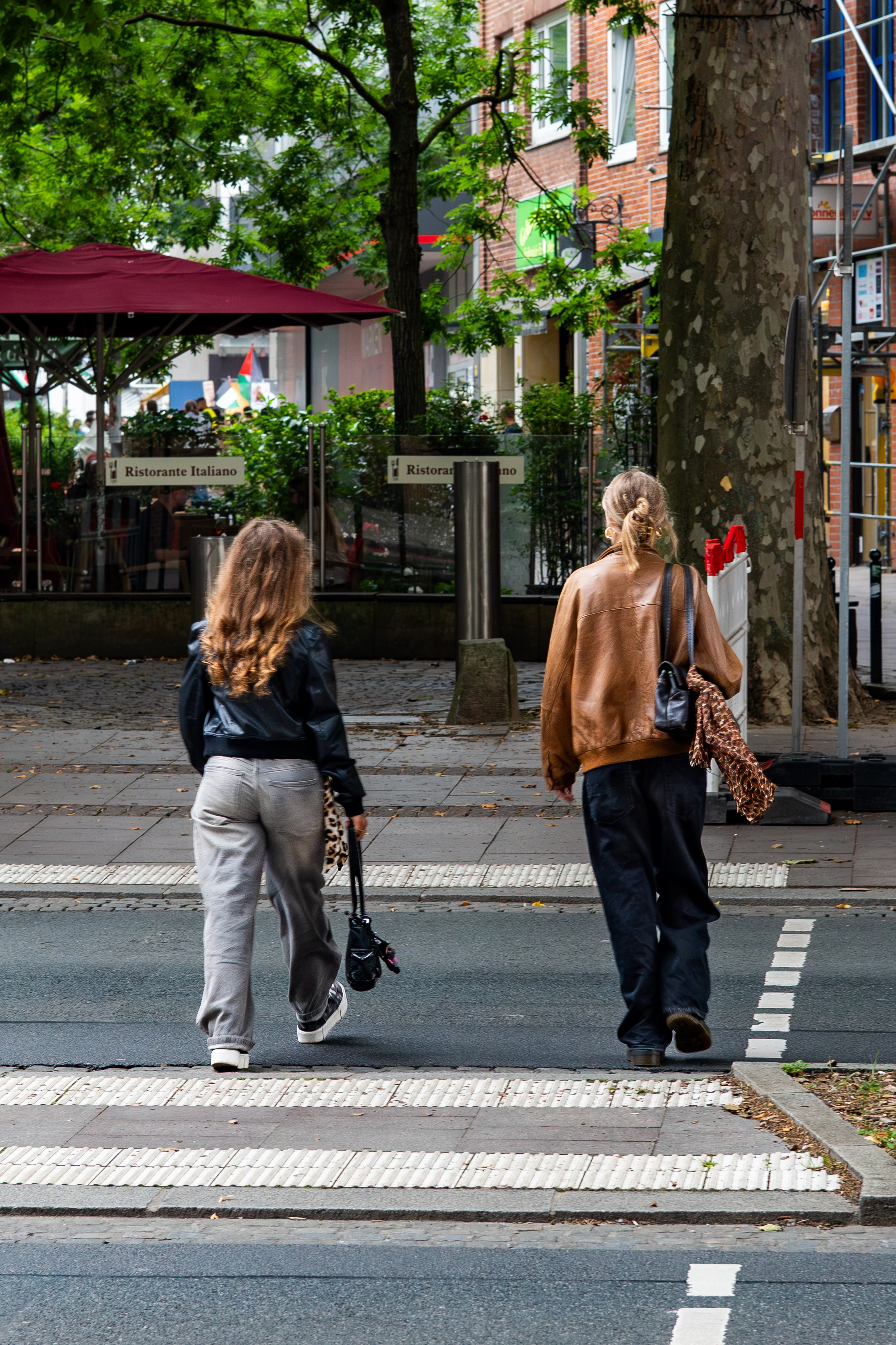 A little bit of street in Bremen #2. URBANSTREETFILES.ART