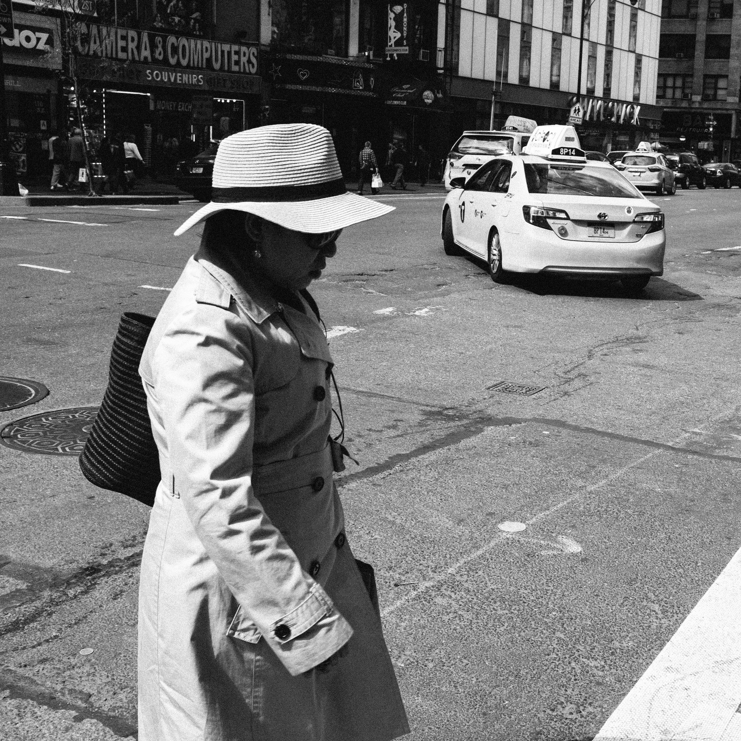 Streets. Alan Medvinsky — NYC photographer