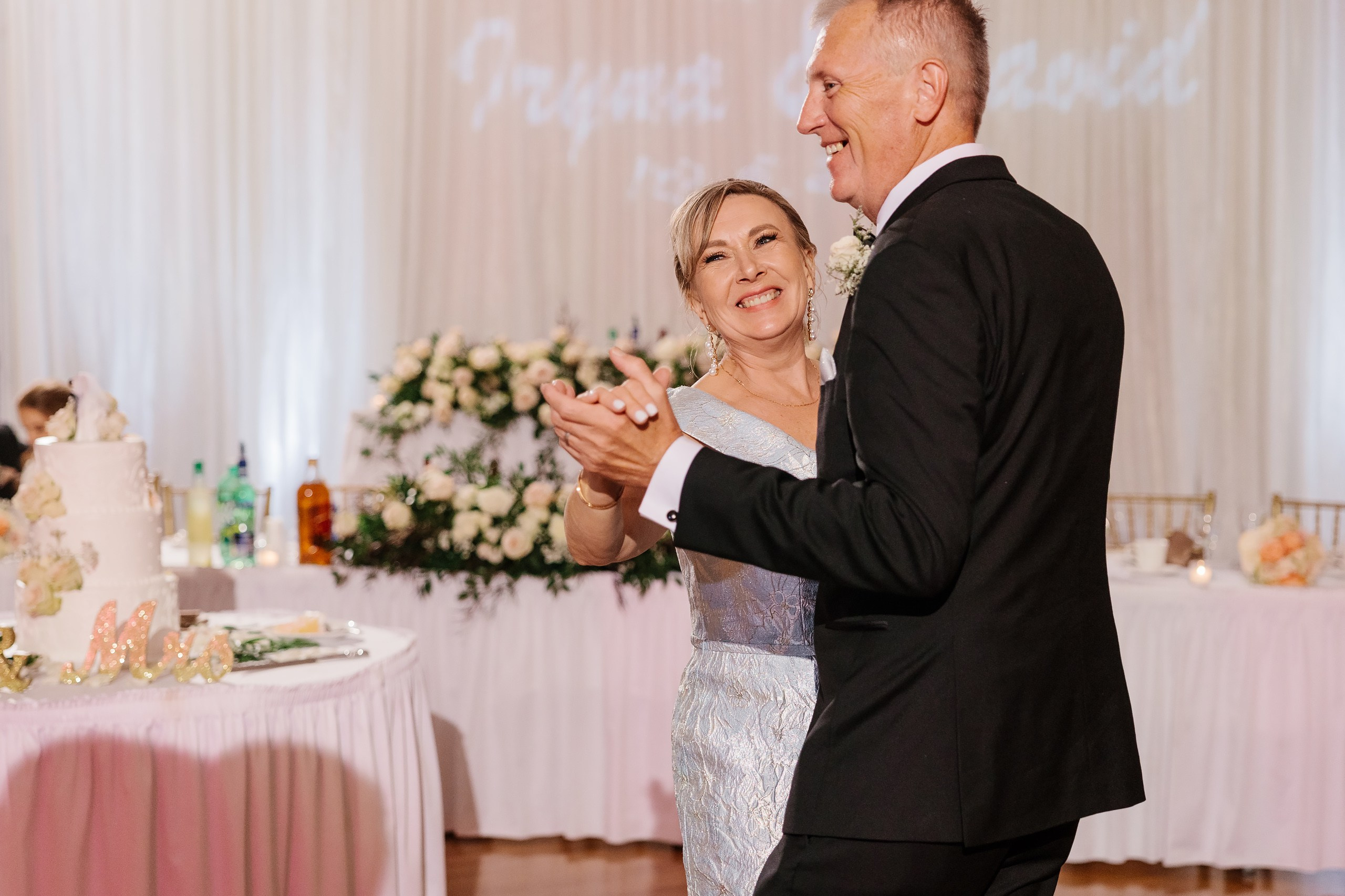 05.10.2024 Wedding. Wedding family event photographer in Chicago Nick Yushevich