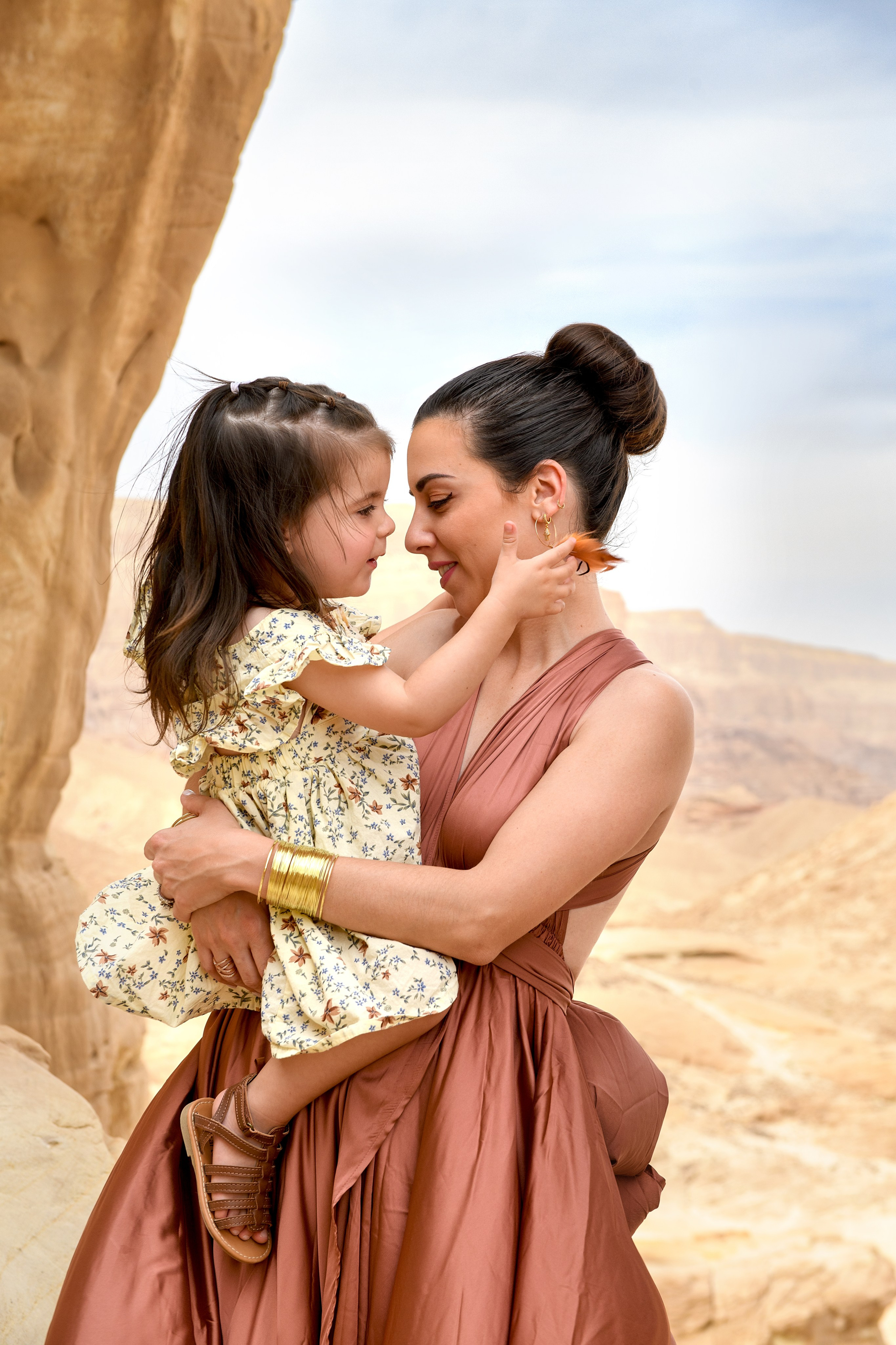 Family photoshooting in the Timna park_Laura&family. Family children pregnancy love stories photographer in Eilat Israel Olga Amchislavsky