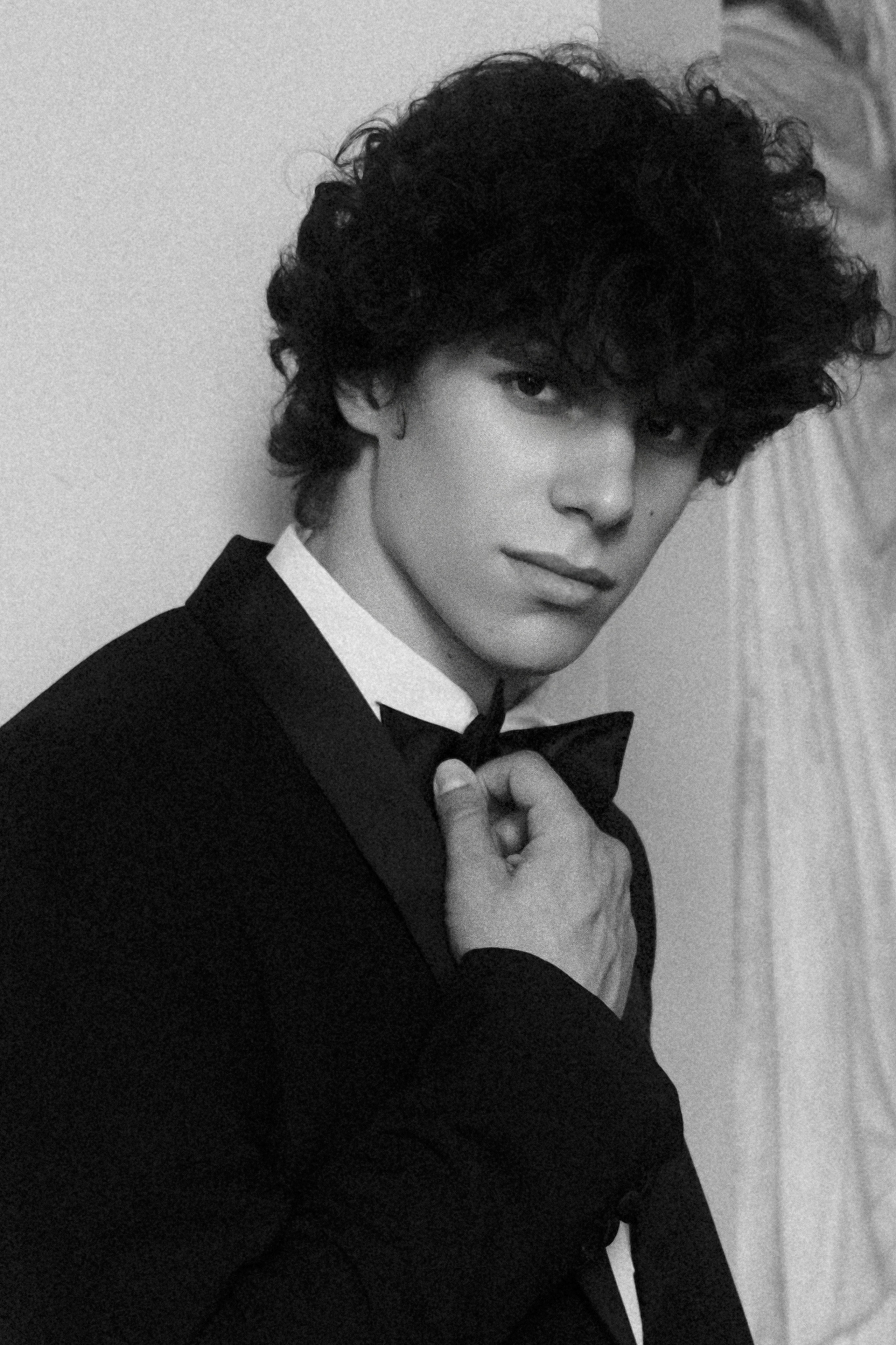 Museum elopement. Photographer Anna Curly | Weddings and Events in Dubai