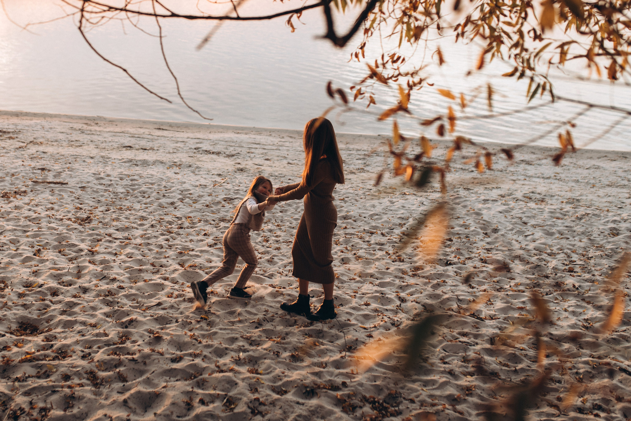 Tatjana & Mila. Familien- und Hochzeitsfotografin. Ich arbeite in Koblenz und Rheinlan