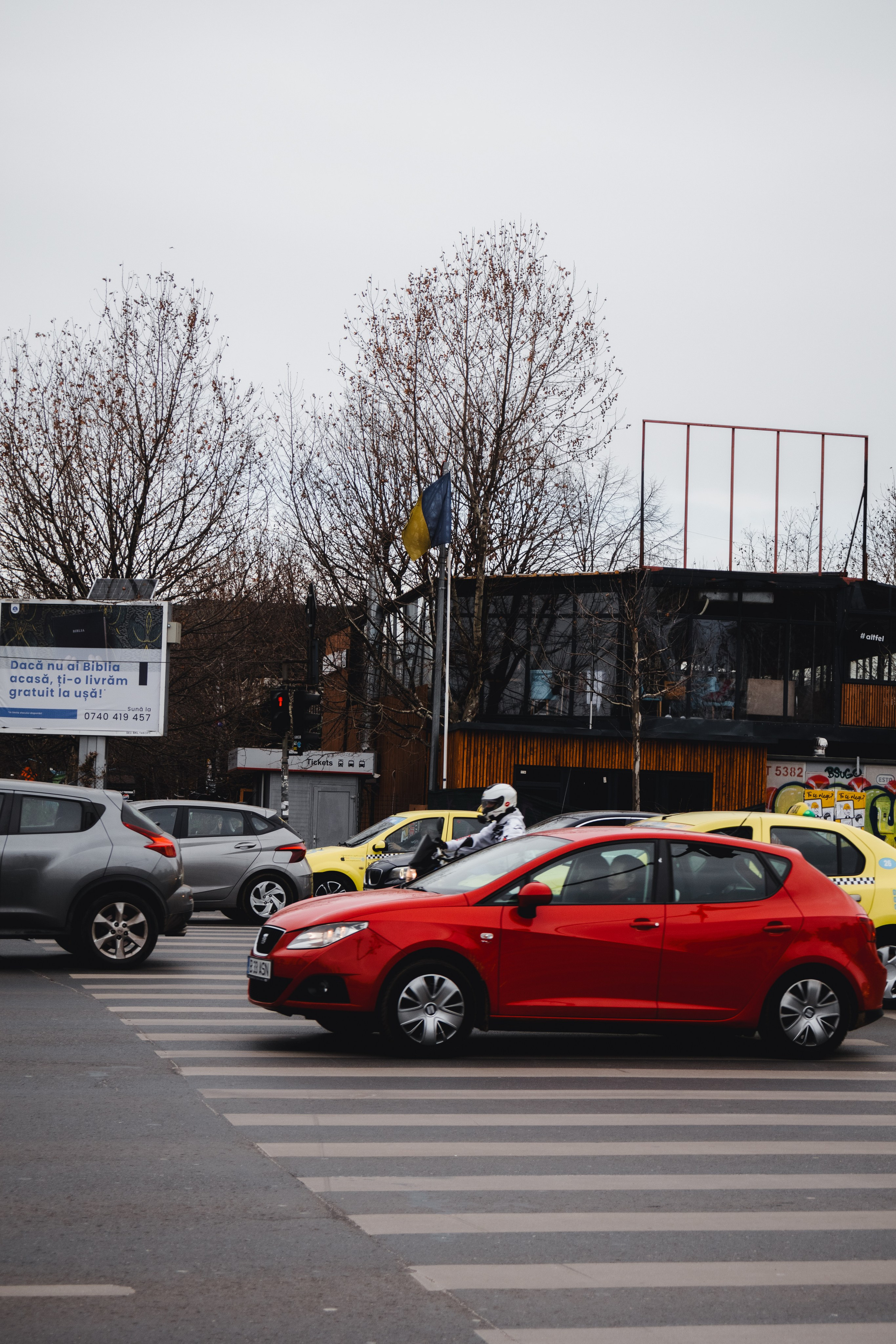 Bucharest. Дизайнер и Фотограф в Кишинёве Бусуйок Станислав