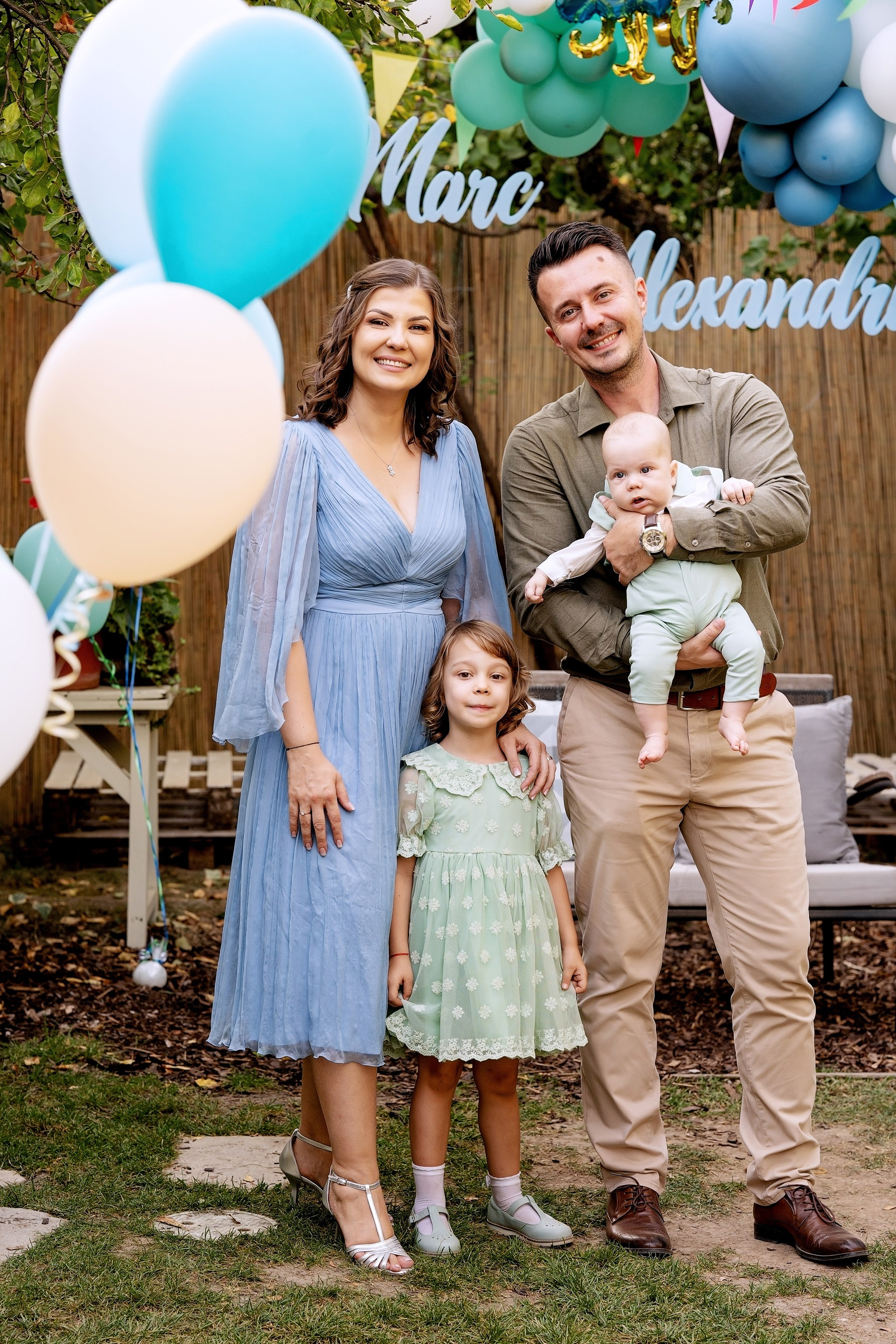 Marc Alexandru. Fotograf evenimente. Fotograf nunta. Fotograf Botez. Mihaela Savu