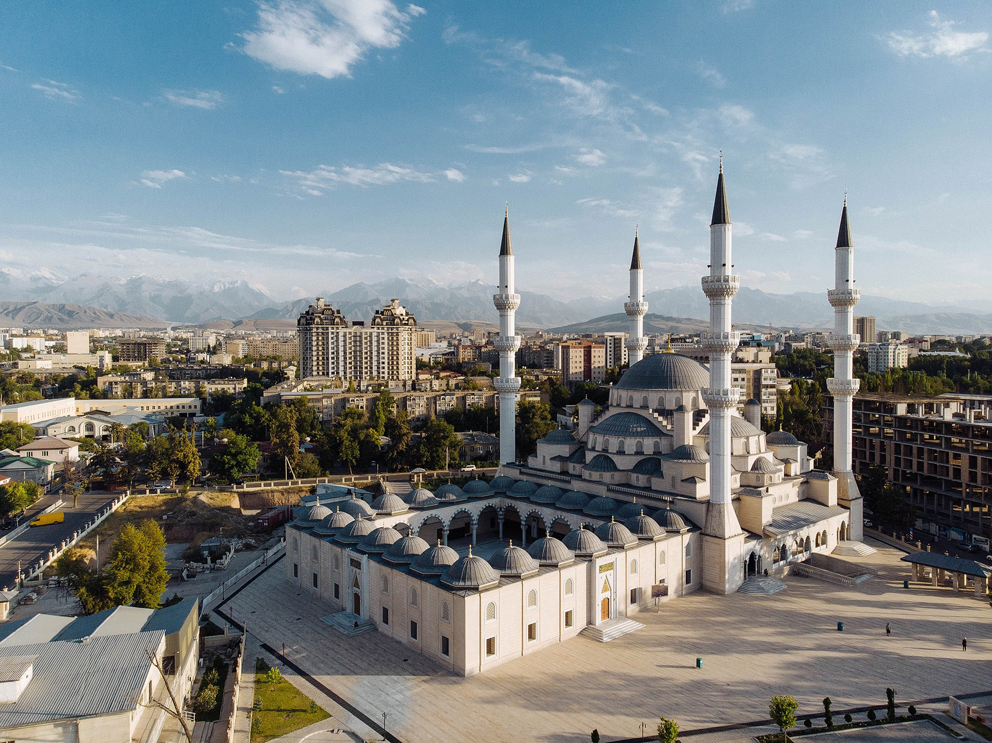 Hospitality. Dubai — Bishkek based Photographer