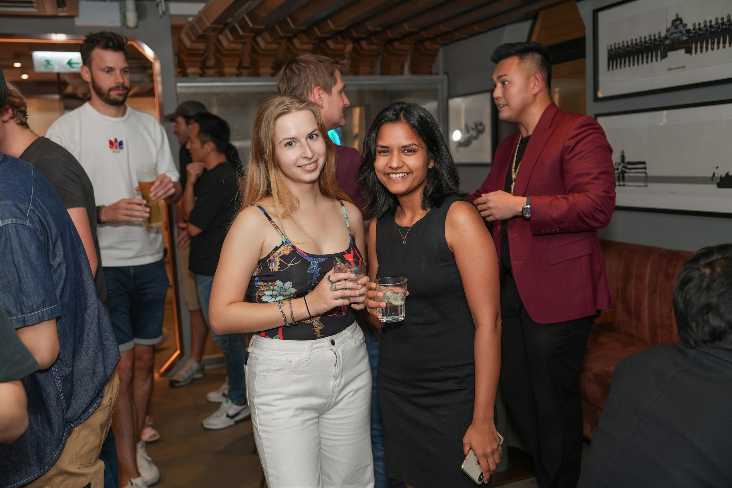 DEFACTOR | CLUB DAO. PHOTOGRAPHER IN HONG KONG (WEDDING, FASHION, FAMILY, EVENTS)