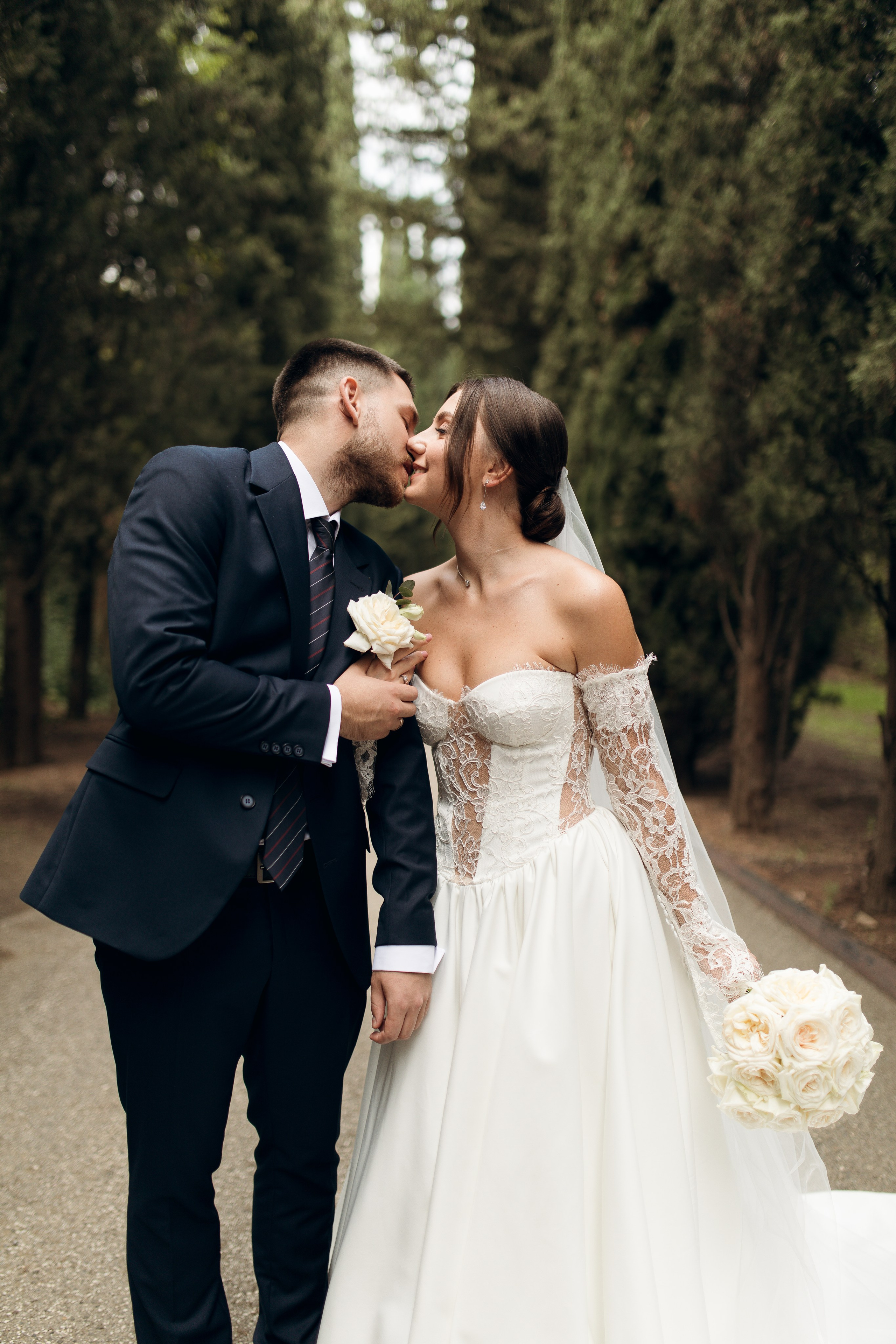 Денис & Каріна. Wedding photographer in Georgia