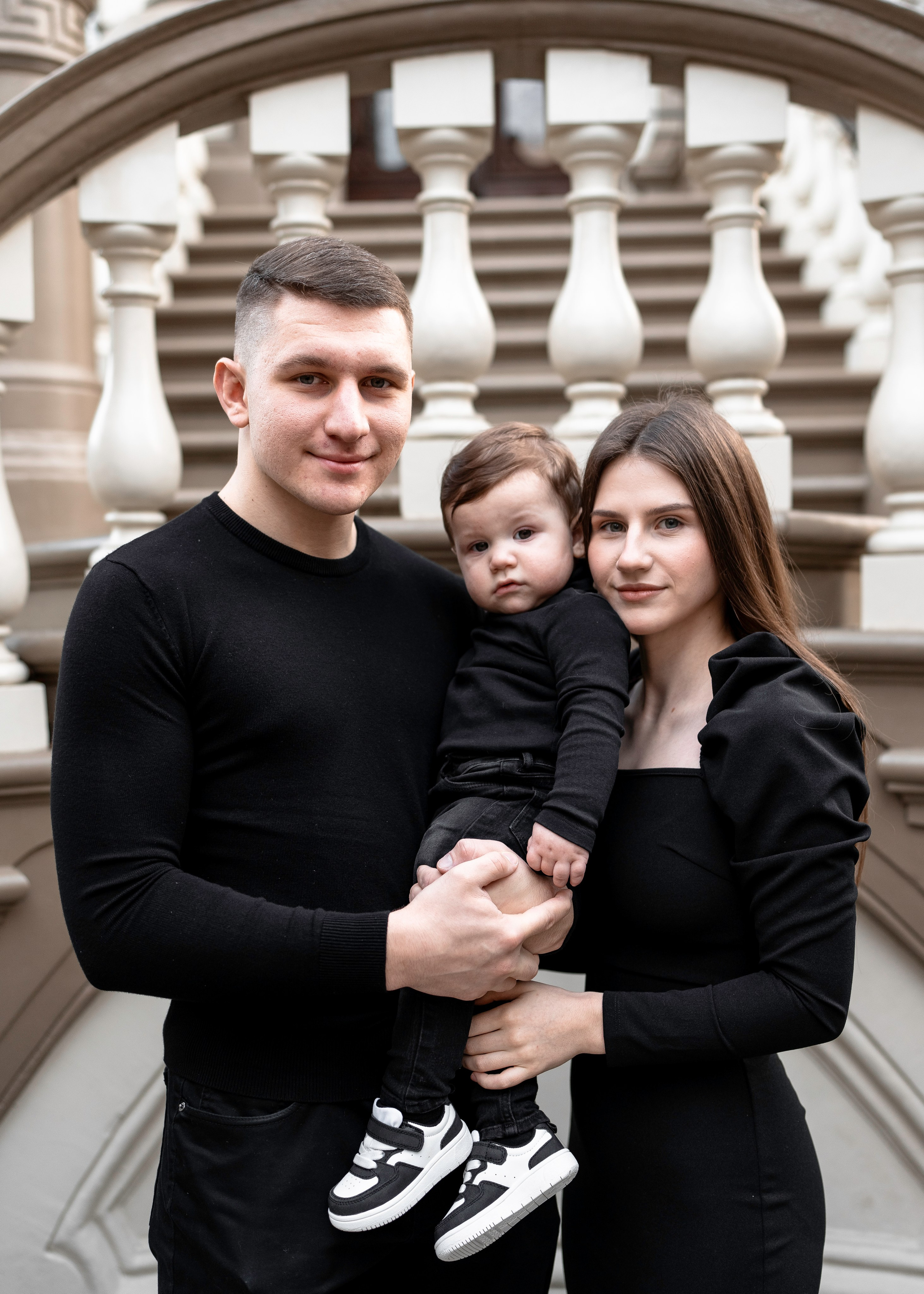 Artem, Nadia & Elisha. Family photographer in Sacramento | Sofia Pavenko