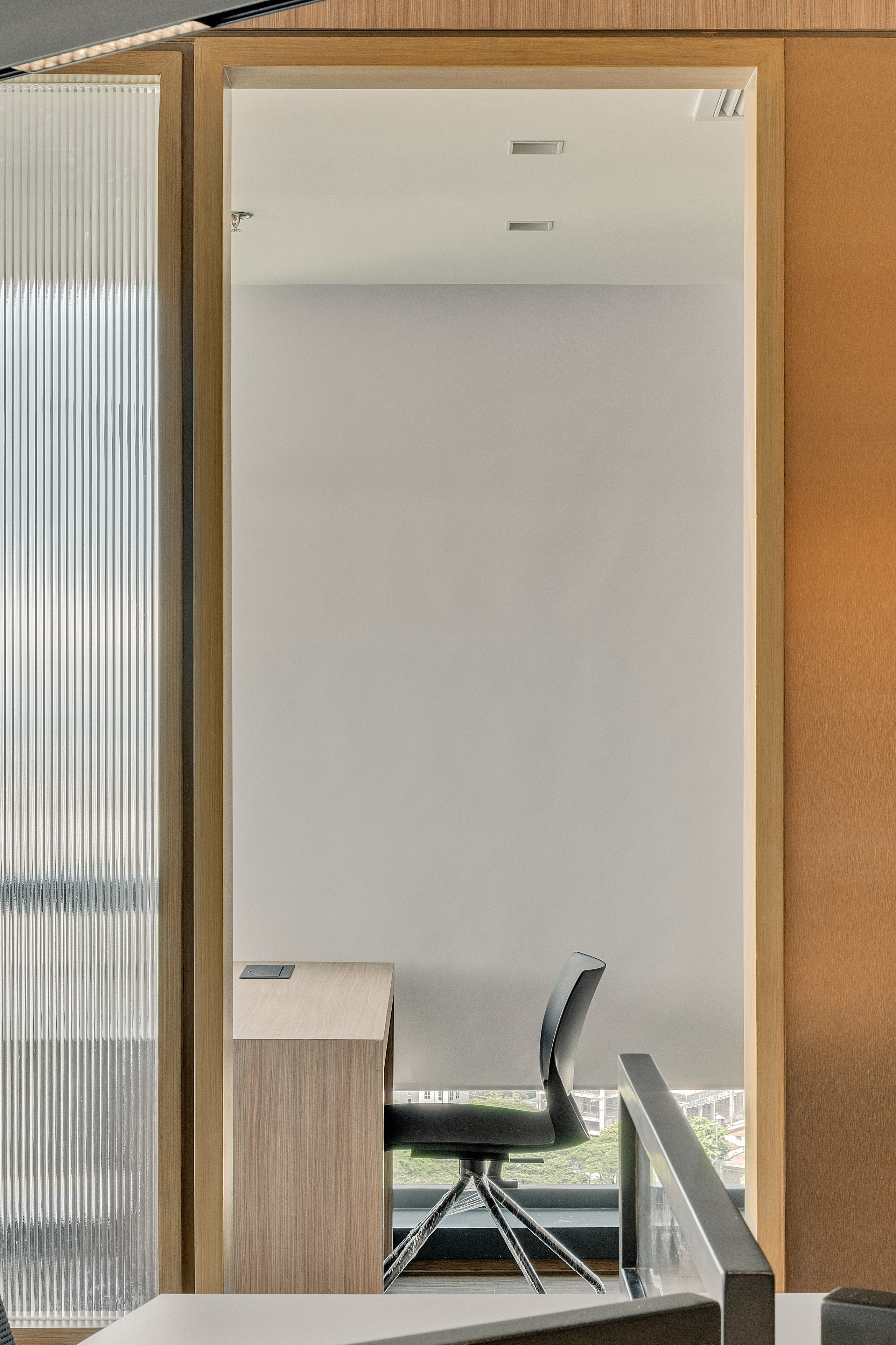 Office // Glaston Tower. Interior & Architectural Photographer Philippines | Argen Carlo Camaclang