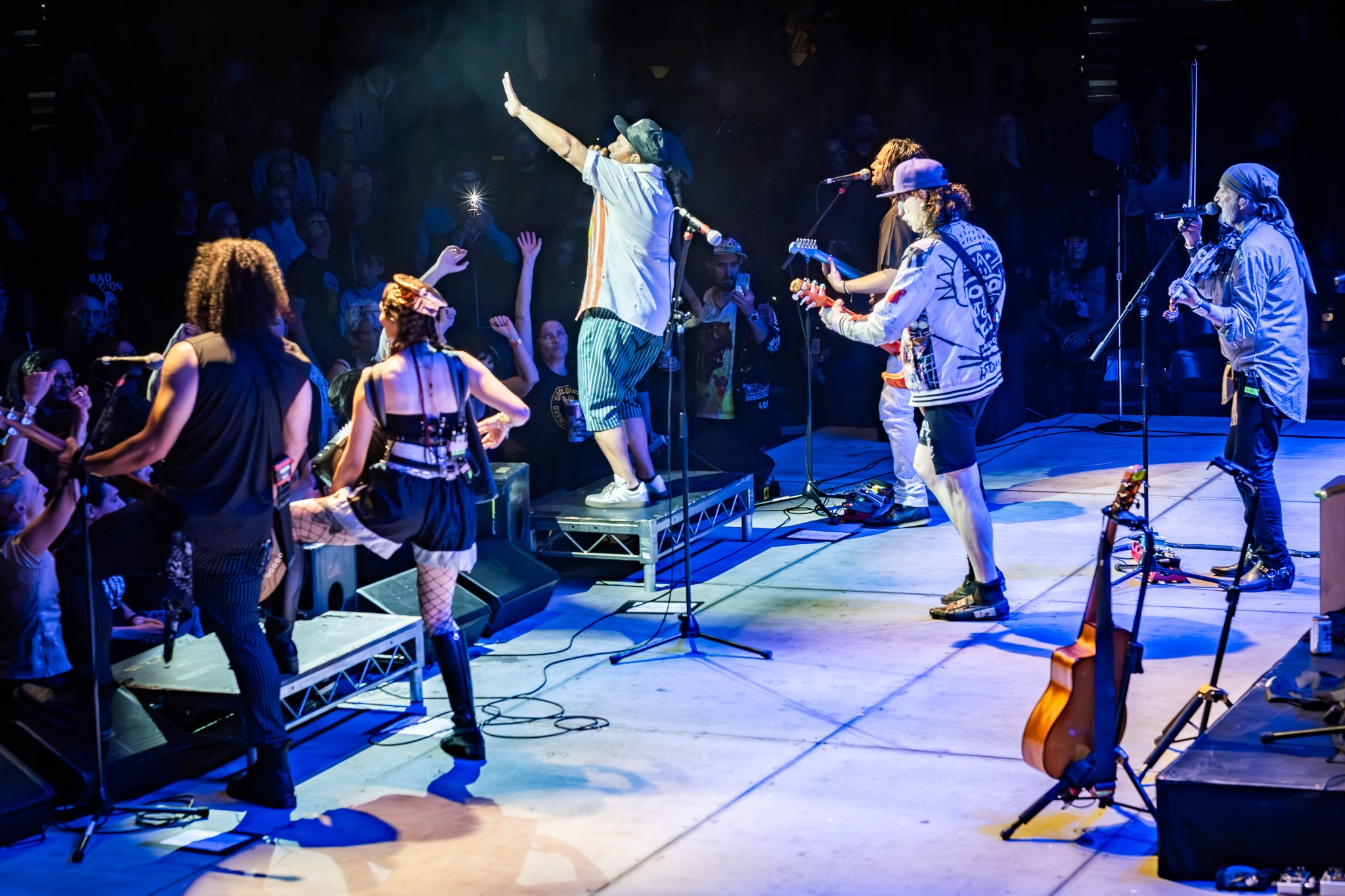 GOGOL BORDELLO / SARATOGA / CA. Reportage concert portrait photography in the San Francisco Bay Area