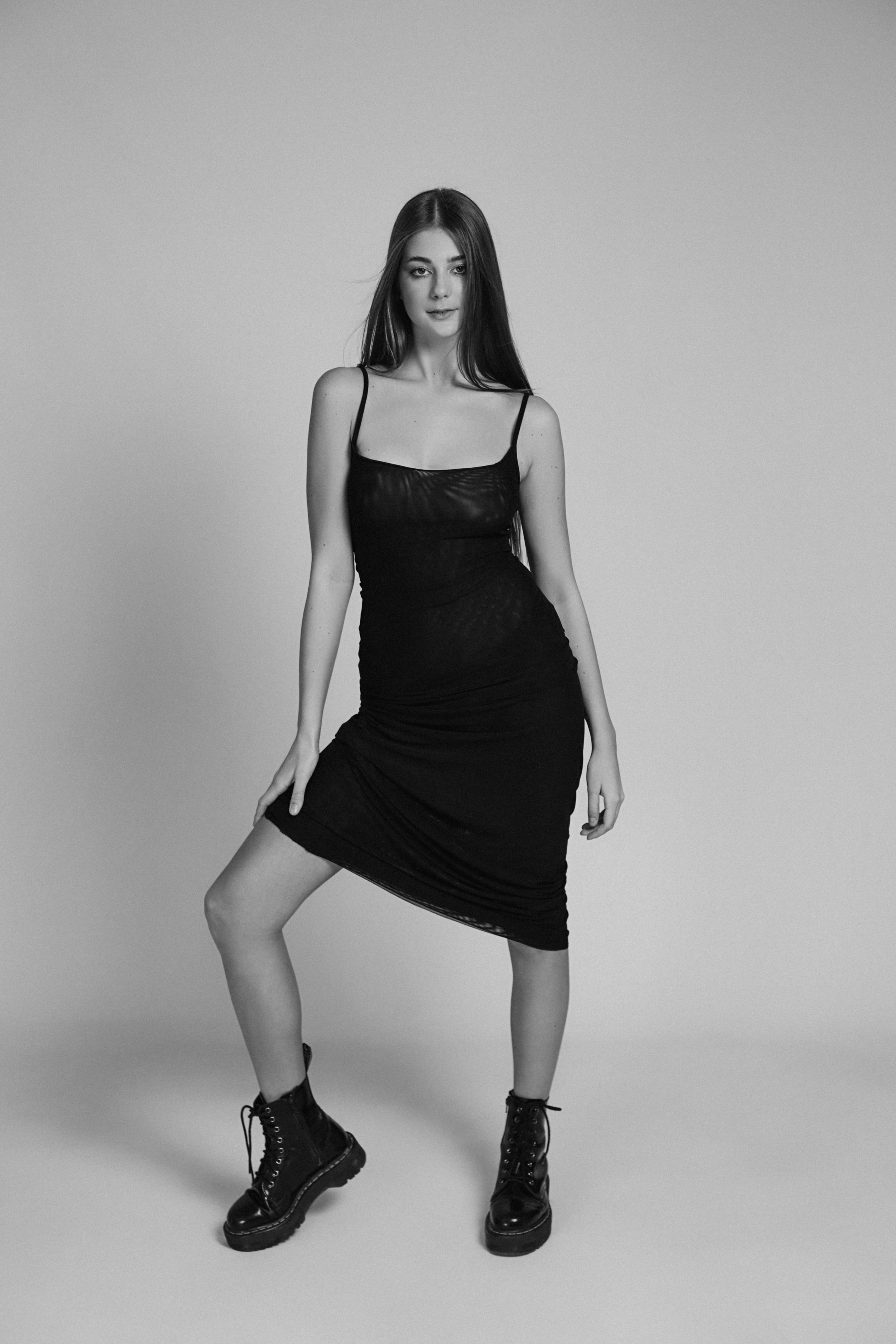 Nataliia. Amazing photo session at a time convenient for you. Y