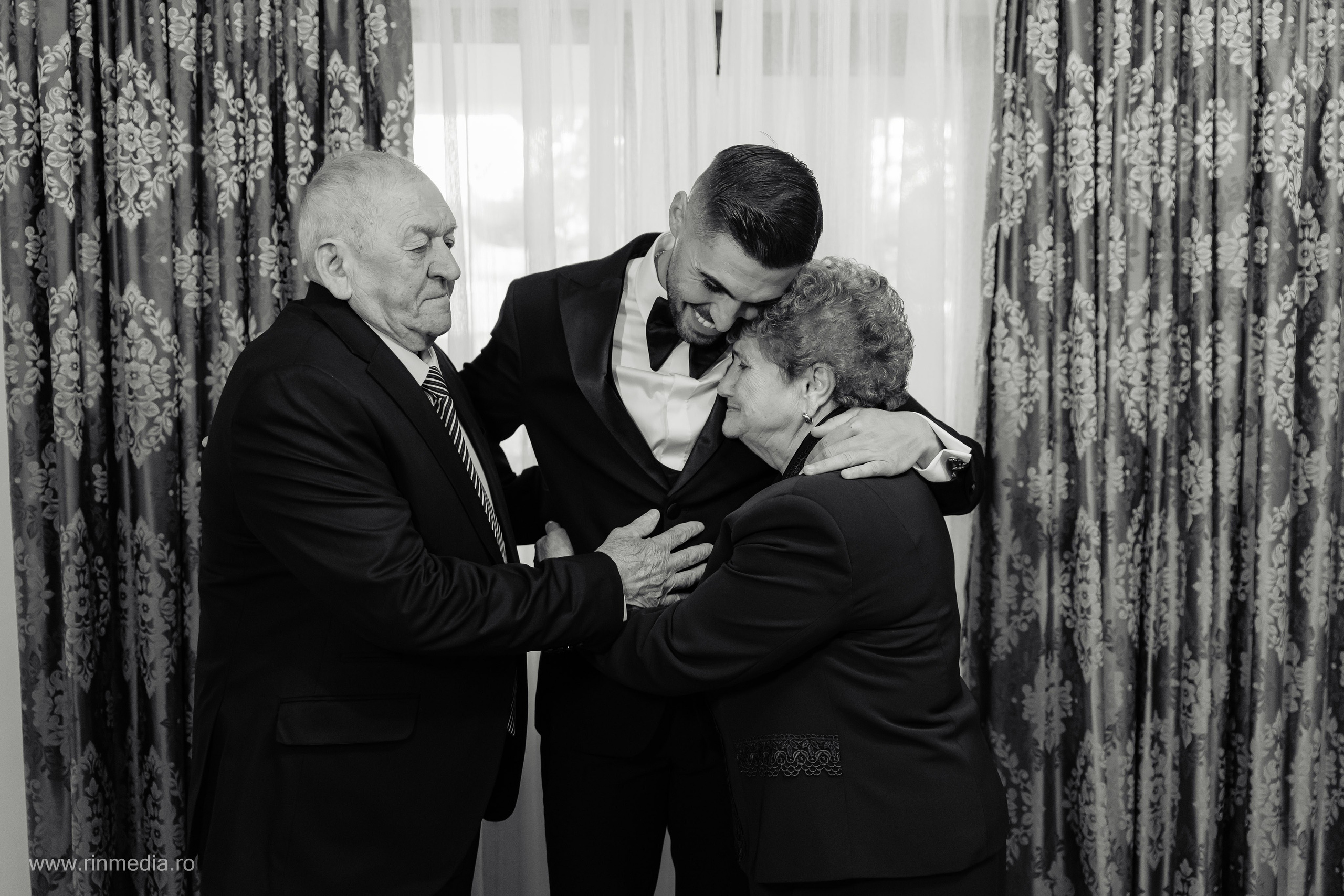 Eliza & George. Fotograf de Nunta Focsani
