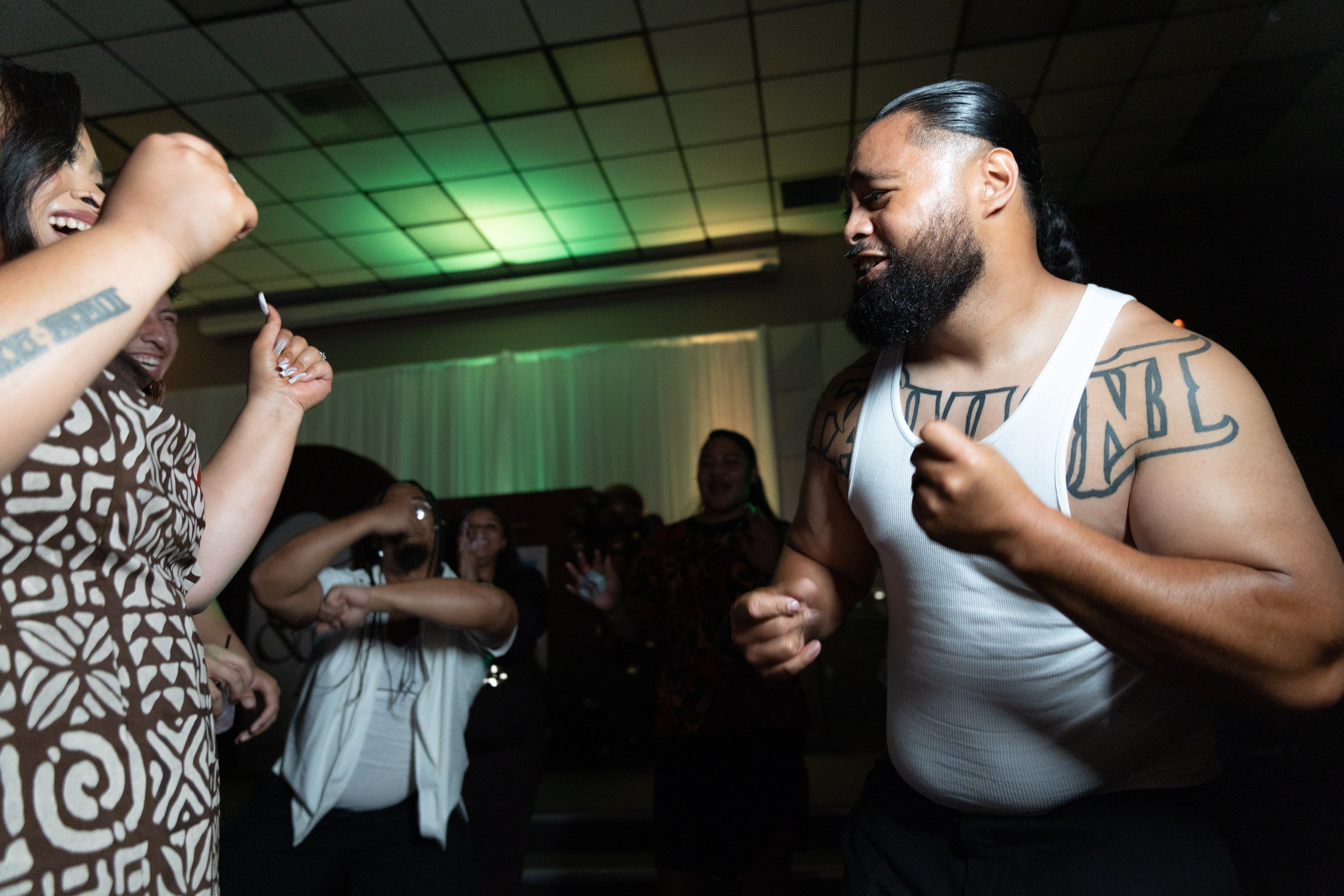 Arieta & Esmond: Polynesian Bliss and Love. Portrait, family, maternity & wedding photography & videography in SoCal Kseni Vibe