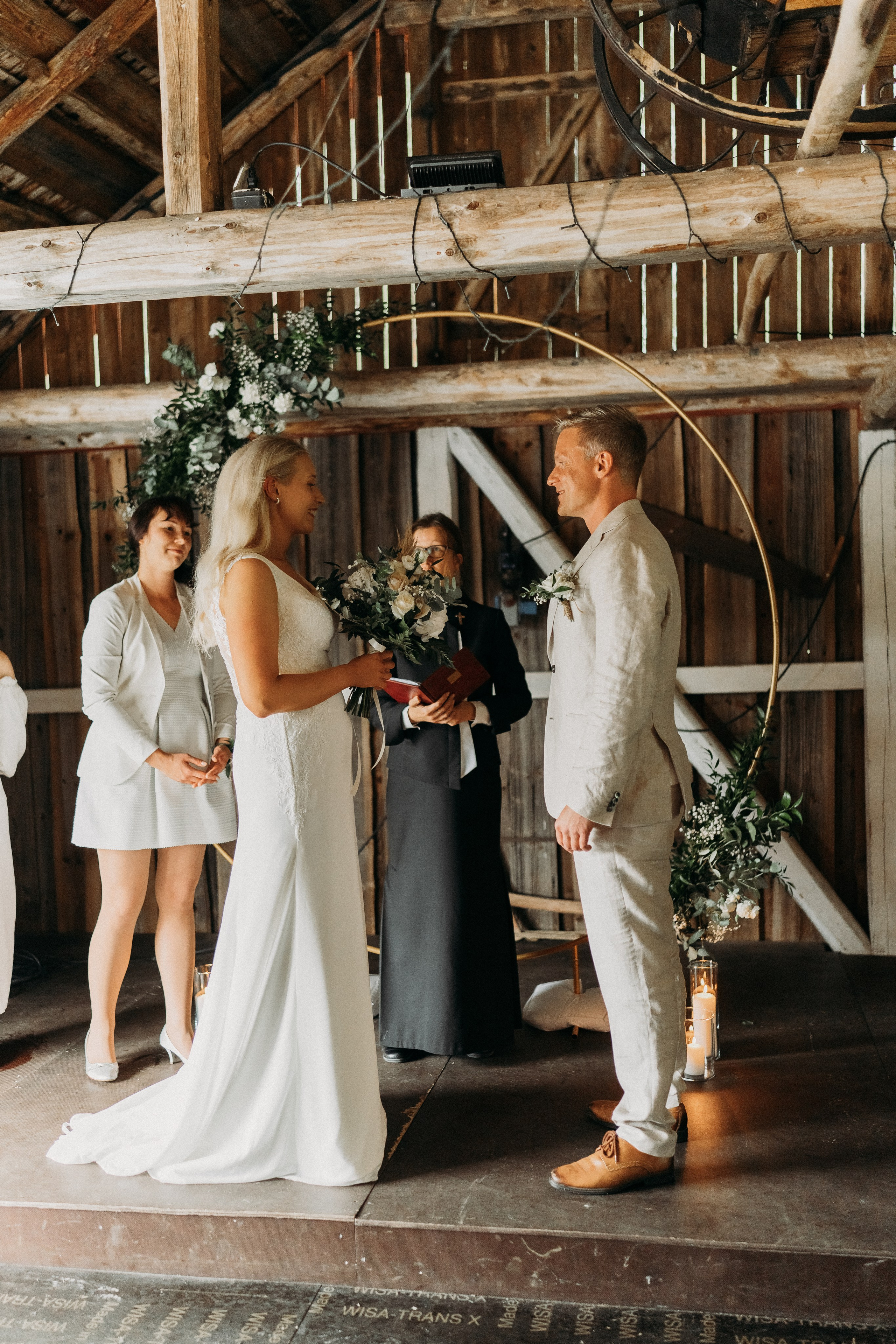 A&O. Wedding and potrait photographer in Helsinki Vickan O