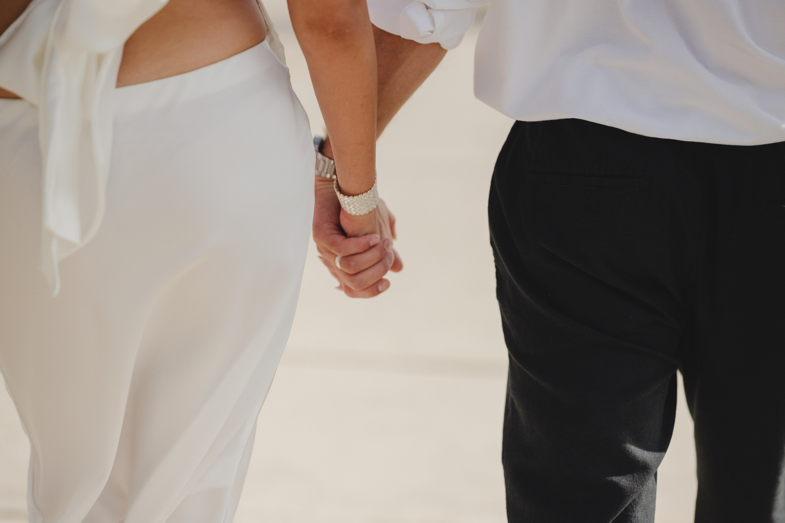 Small wedding photoshoot. Professional photographer in Cyprus Katerina Stepanchenko