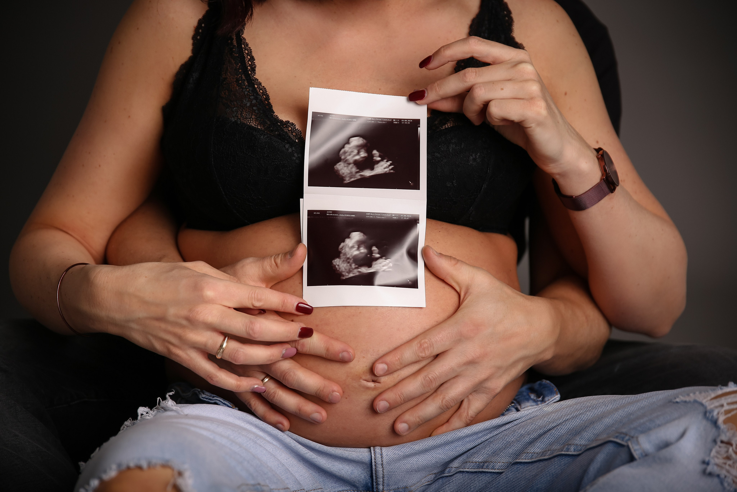 Babybauch. Neugeborenen, Kinder, Familie Fotografin Oberhausen NRW Marina Lykov