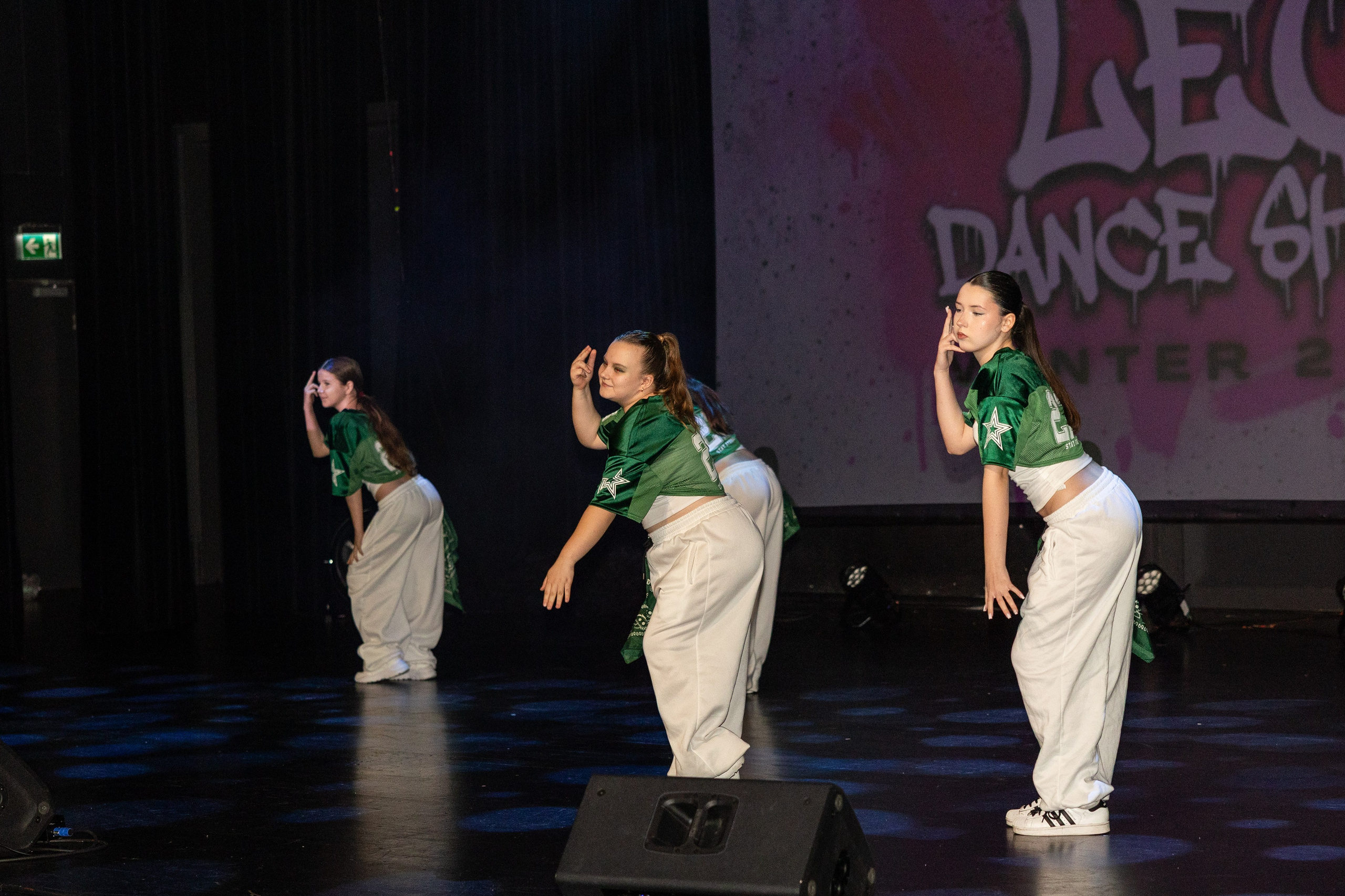 LEO DANCE SHOW WINTER 2025. Семейный и детский фотограф в Варшаве Мила Бобровская