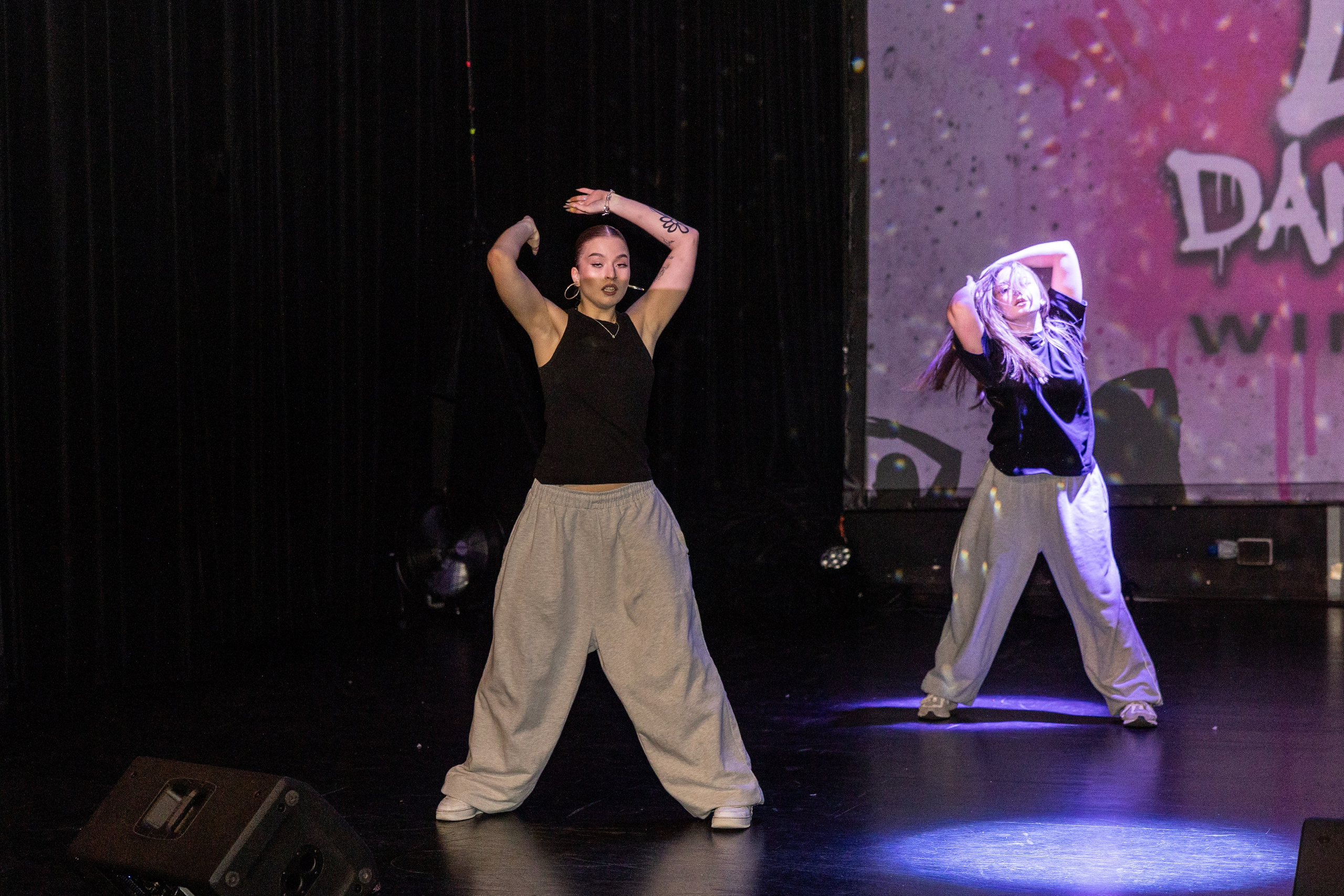 LEO DANCE SHOW WINTER 2025. Семейный и детский фотограф в Варшаве Мила Бобровская