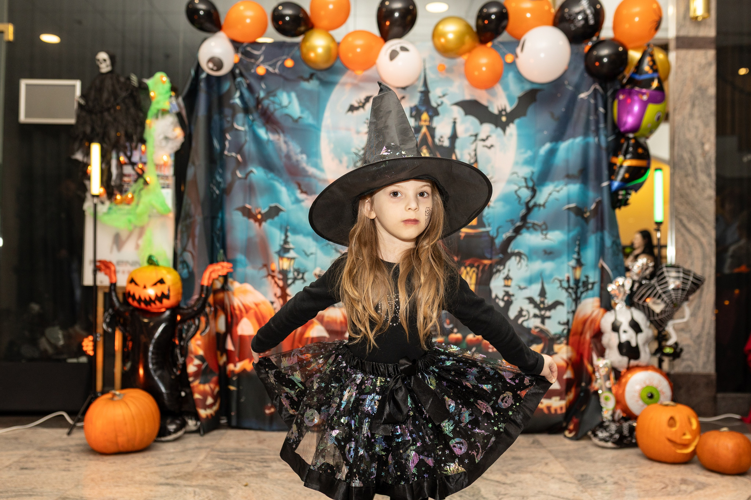 Leo dance studio Helloween 2025. Семейный и детский фотограф в Варшаве Мила Бобровская