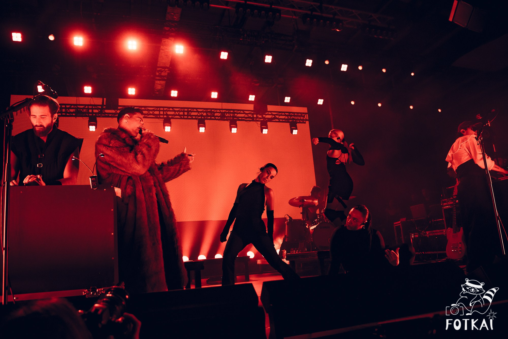 Фотоотчёт с концерта Miss Caffeina 27 марта 2026 в Аликанте | FOTKAI