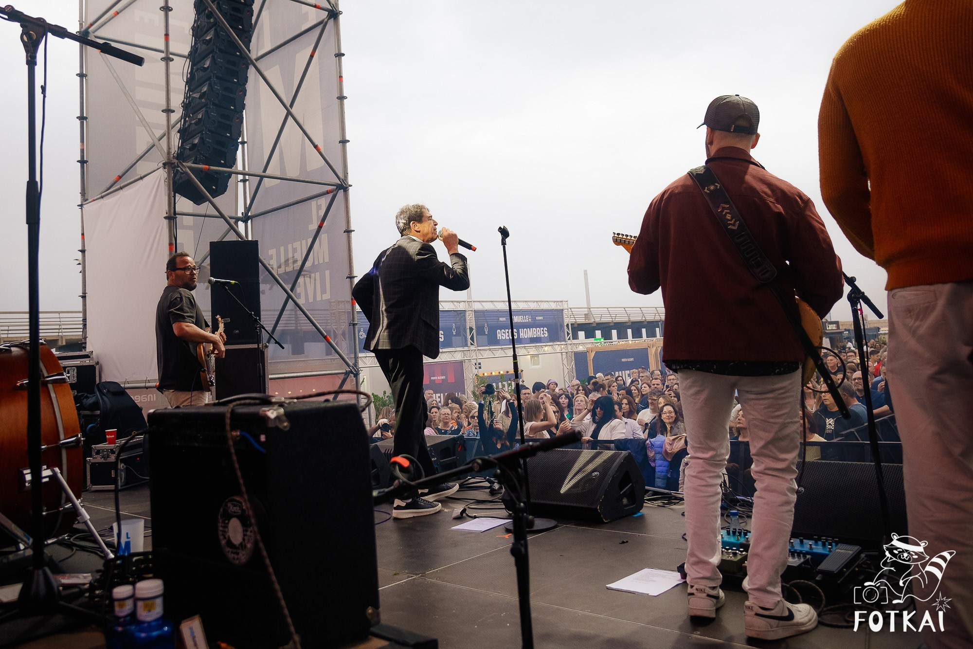 Festival AMA — Aquellos Maravillosos Años: фото с фестиваля в Аликанте, 2026 | FOTKAI