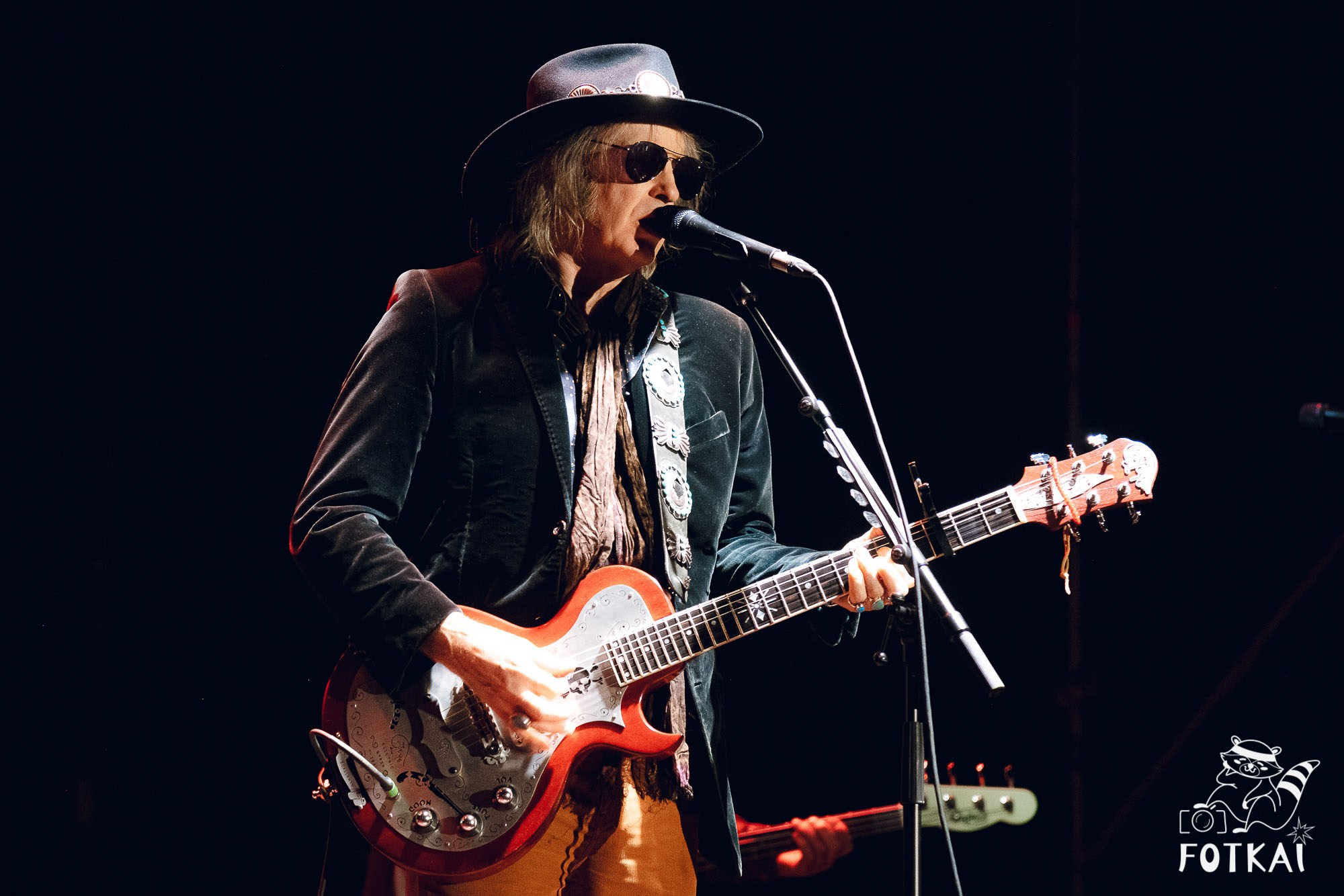 The Waterboys en Alicante 2025 — reportaje fotográfico del concierto en El Muelle Live | FOTKAI