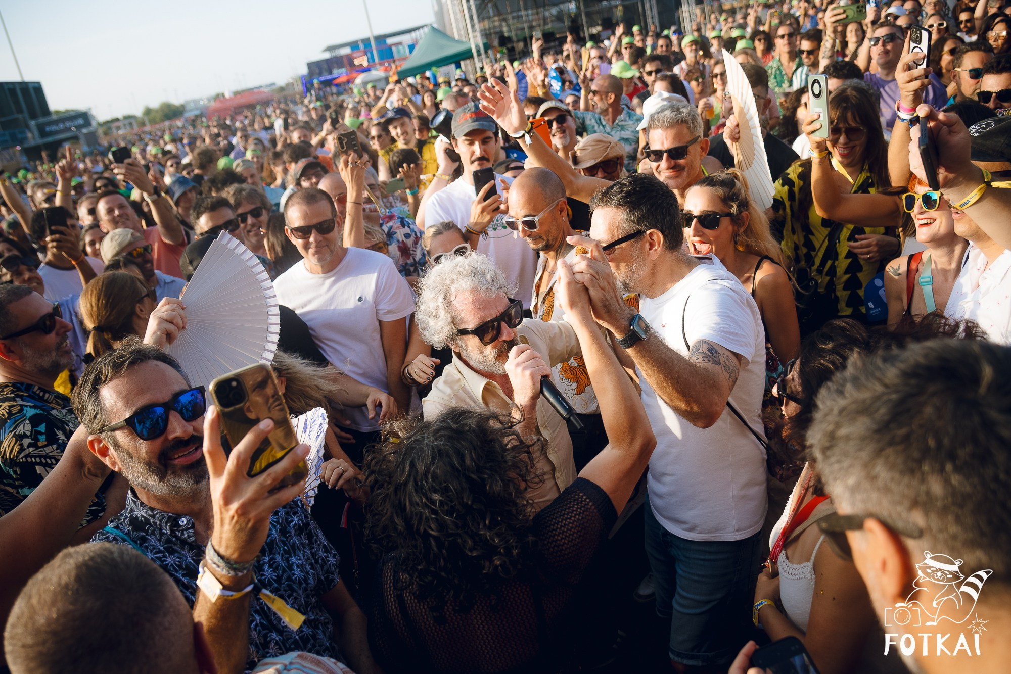 Low Festival 2026 — Full Concert Photo Report from the Opening Night in Torrevieja | FOTKAI