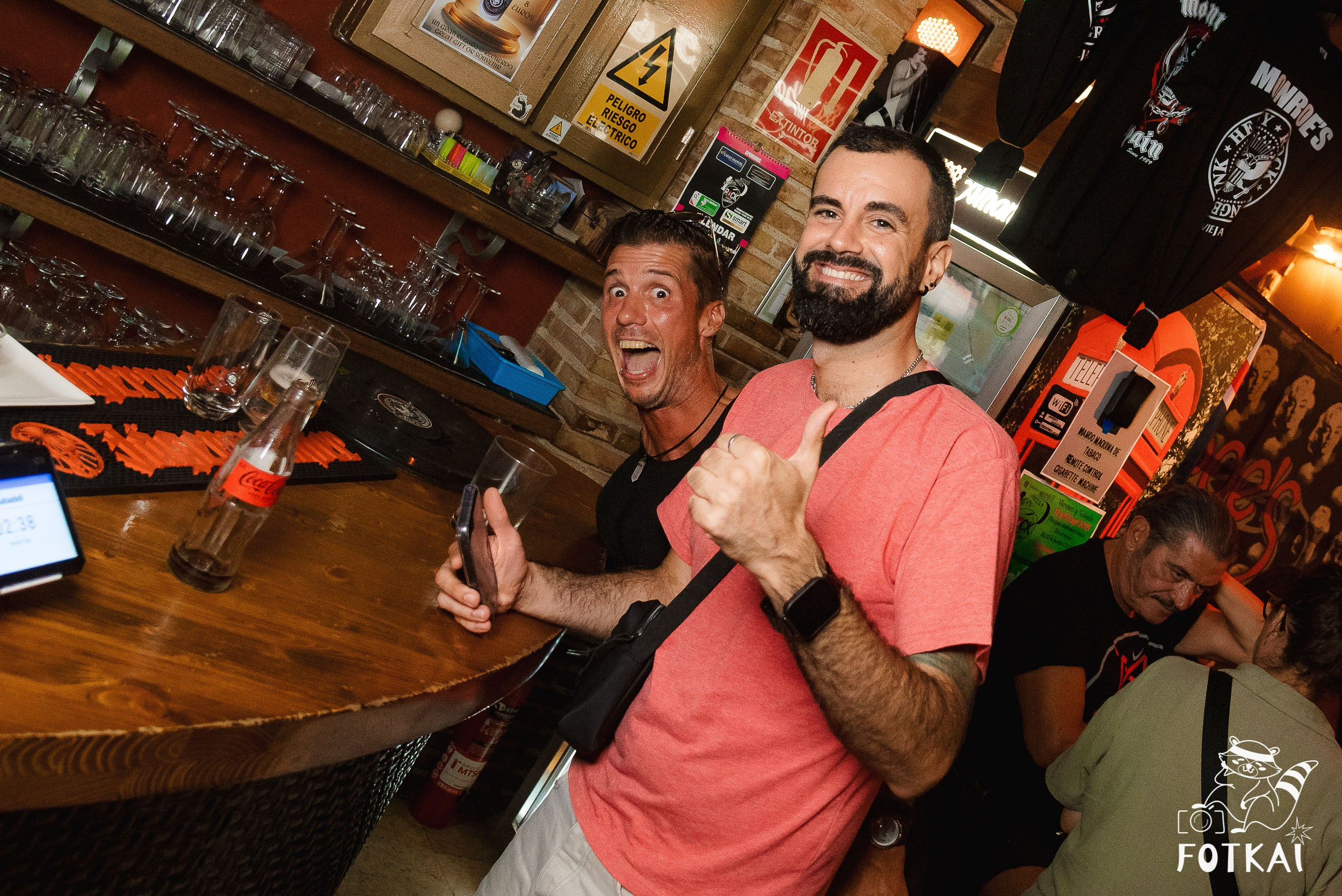 Monroe’s Rock Bar Torrevieja: Reportaje fotográfico 08.08.25 | FOTKAI