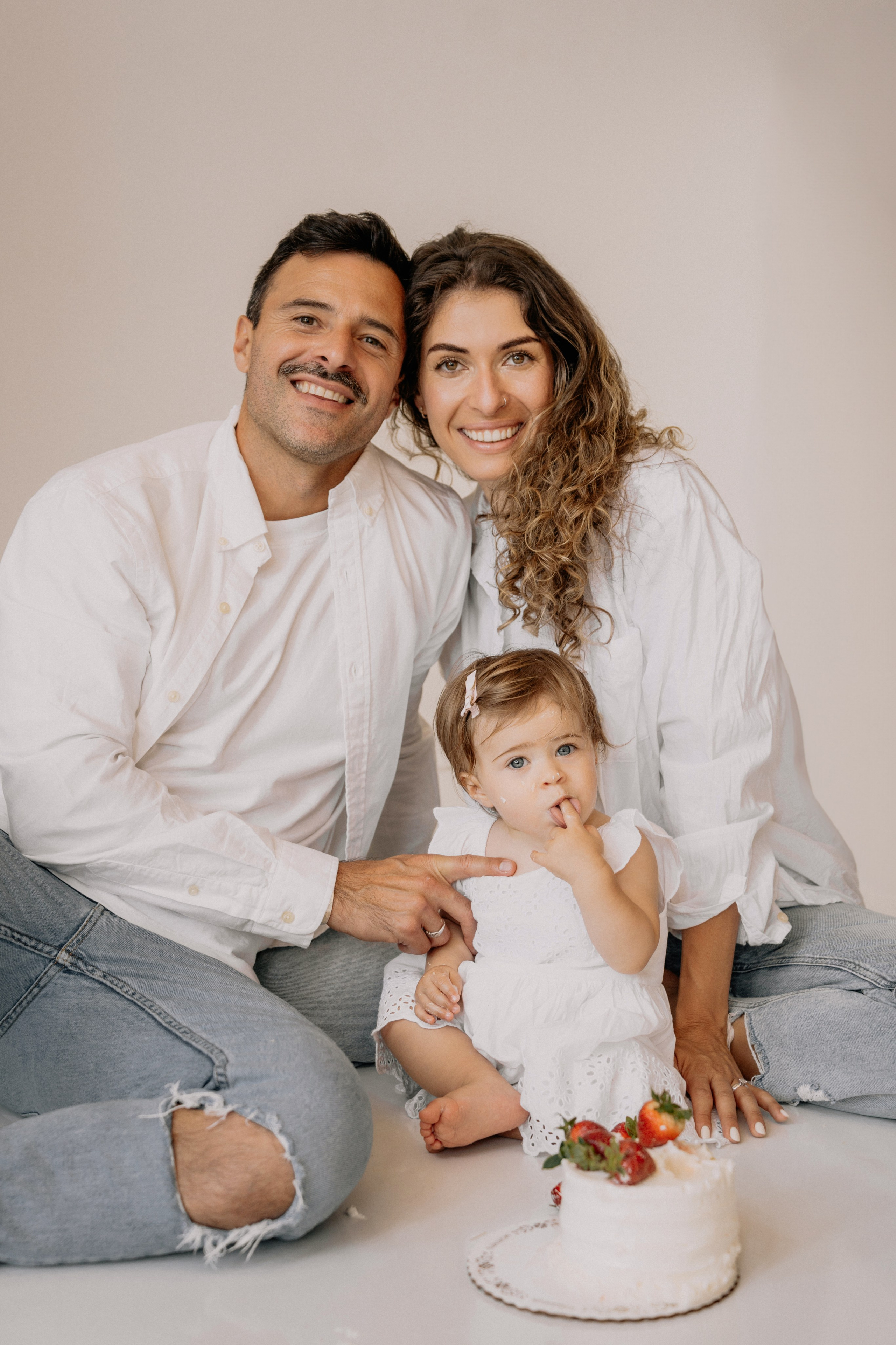 First Birthday Studio Photography – A Milestone Celebration. Alisa Tant — Family and newborn photographer Bucks County, Montgomery county, Philadelphia, NJ