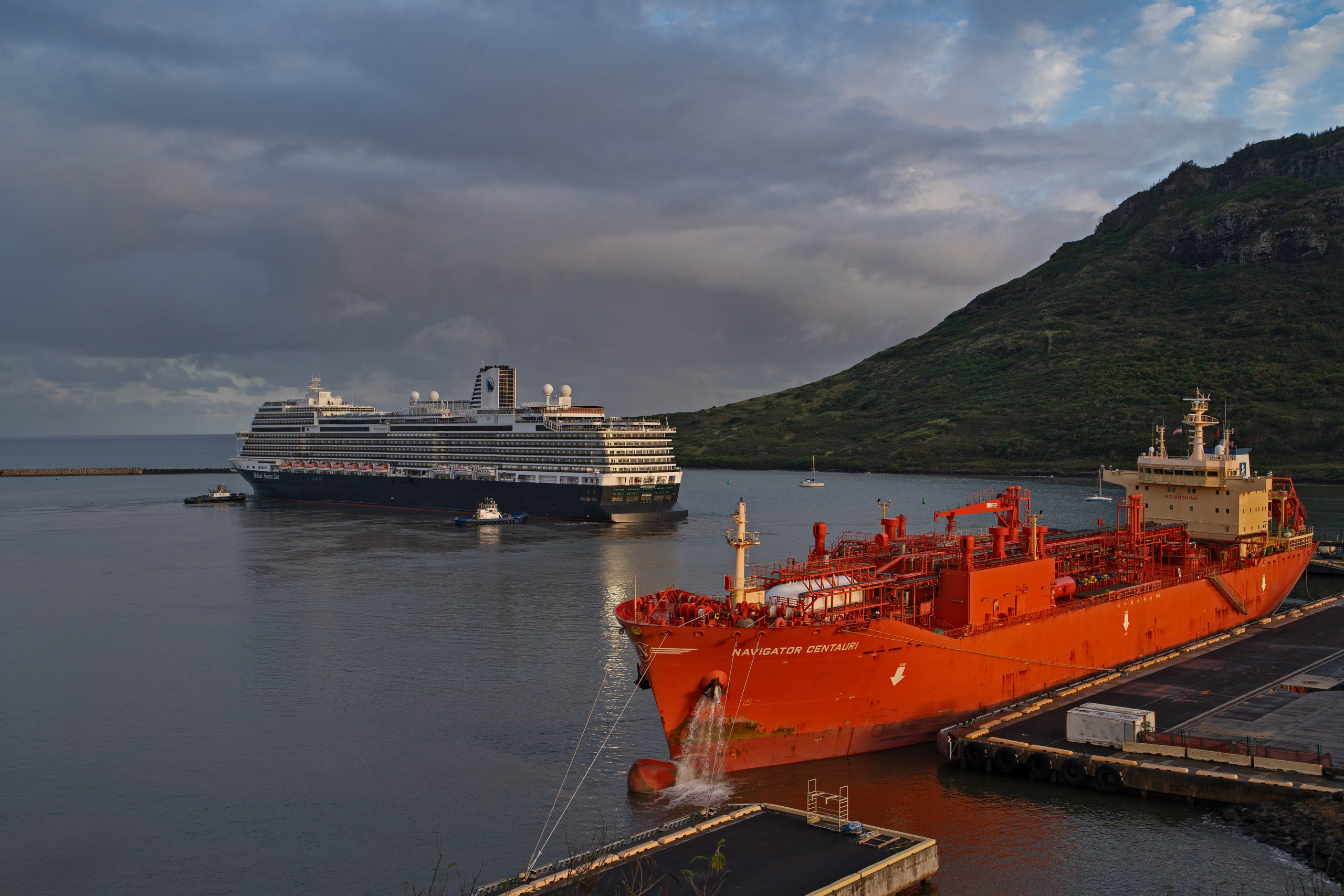 SHIPS. Awards winning photographer in Kauai, Hawaii