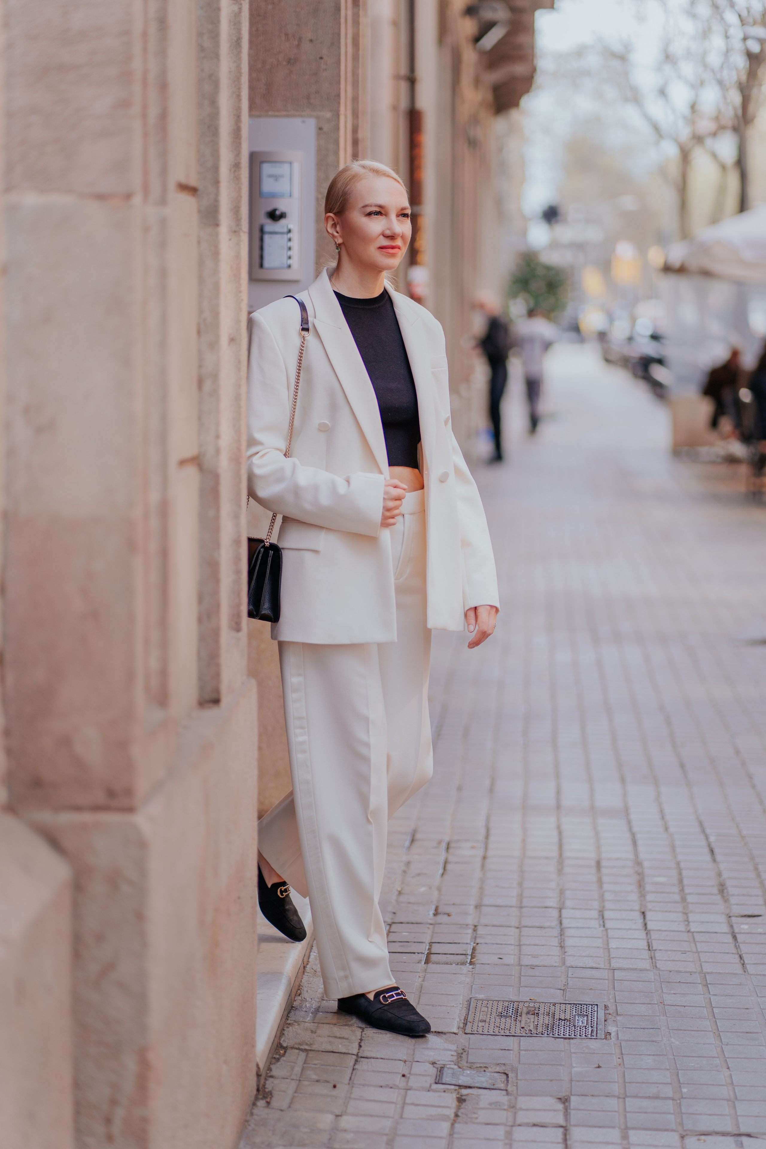 Free Barcelona Photo Guide. DiaFoto — Wow Photographer in Barcelona | Premium Barcelona Photoshoot Experience