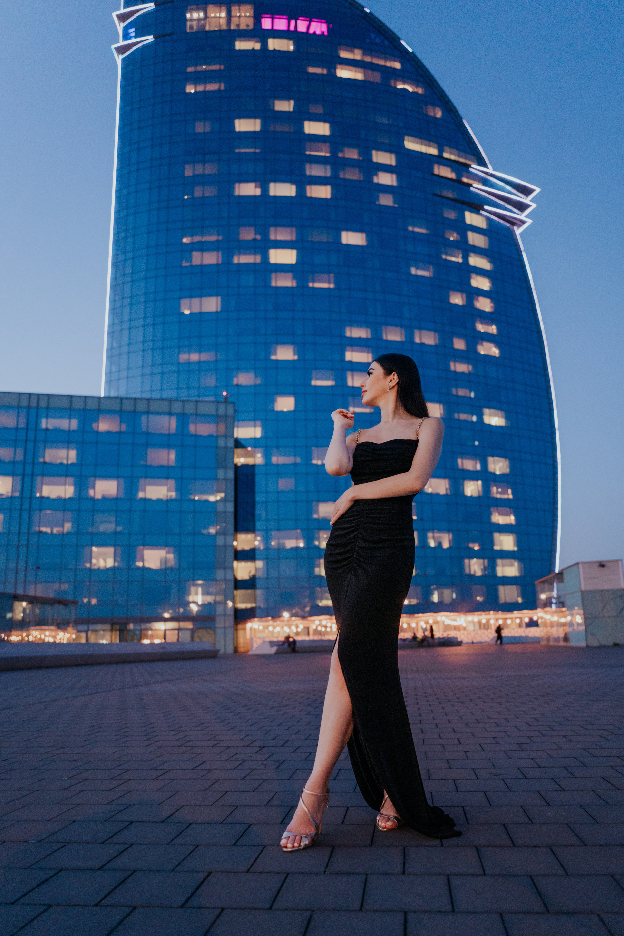 Free Barcelona Photo Guide. DiaFoto — Wow Photographer in Barcelona | Premium Barcelona Photoshoot Experience