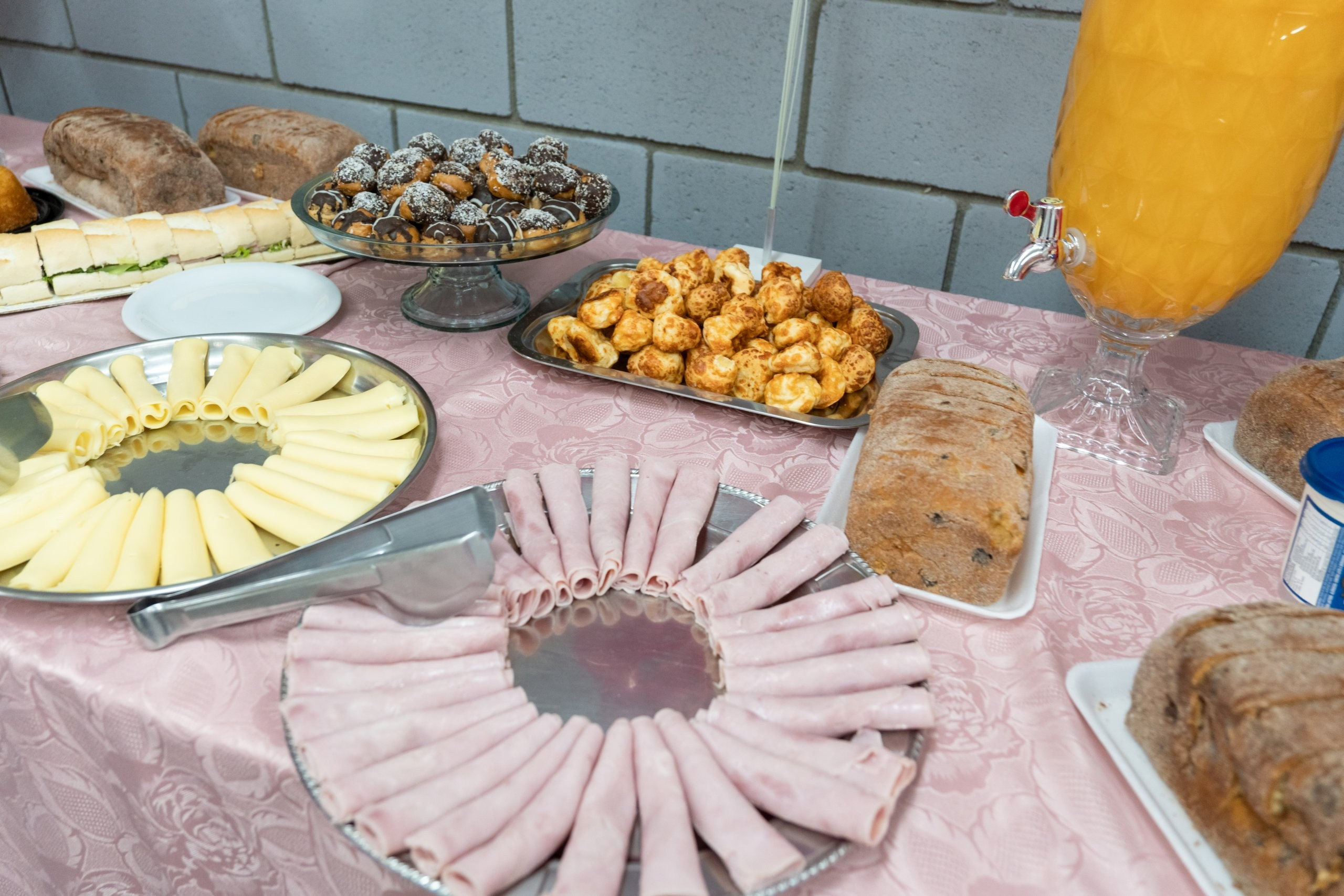 Alfatest Outubro Rosa 2025. Luiz Medeiros Produções