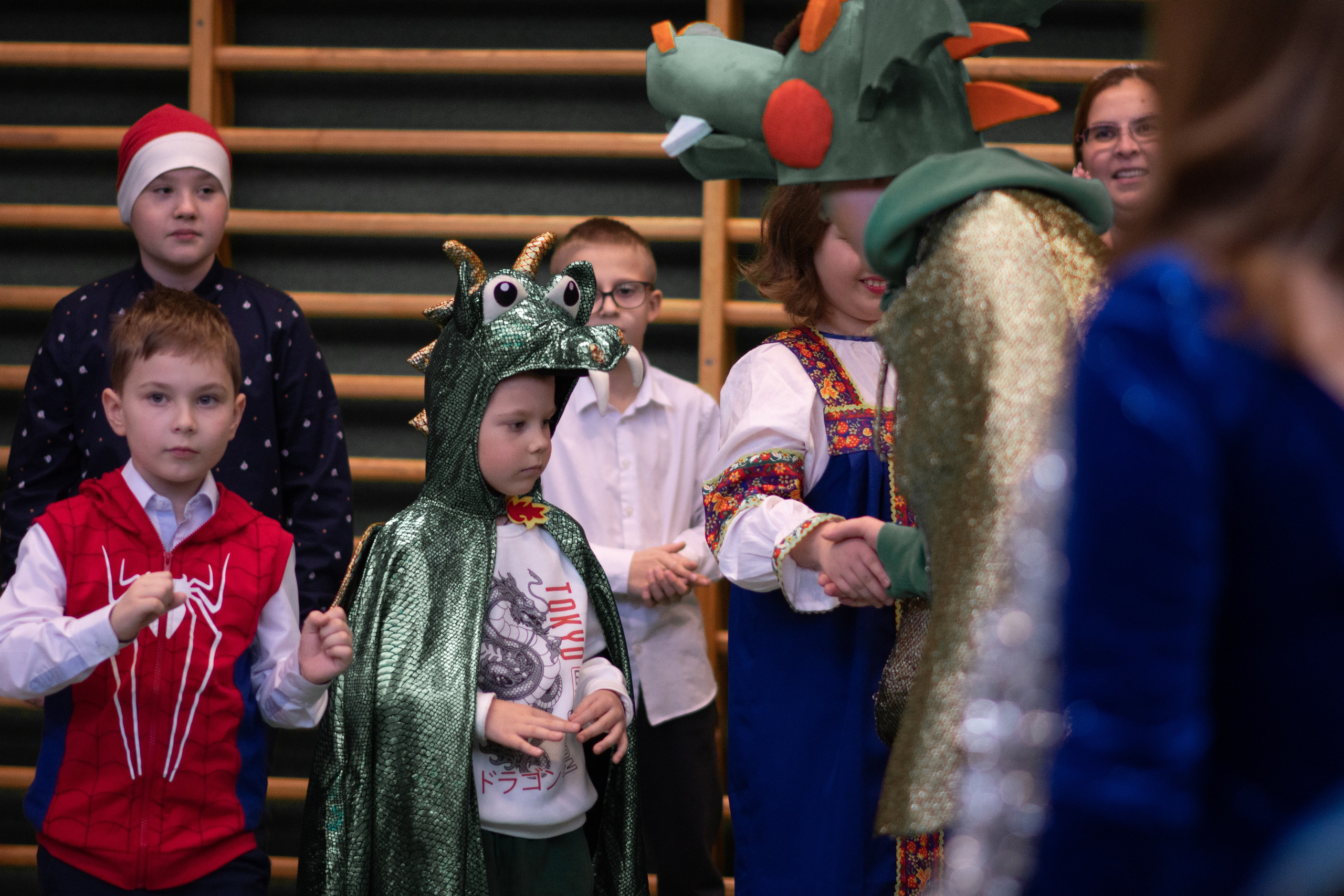 Новогодний хоровод. Семейный и детский фотограф