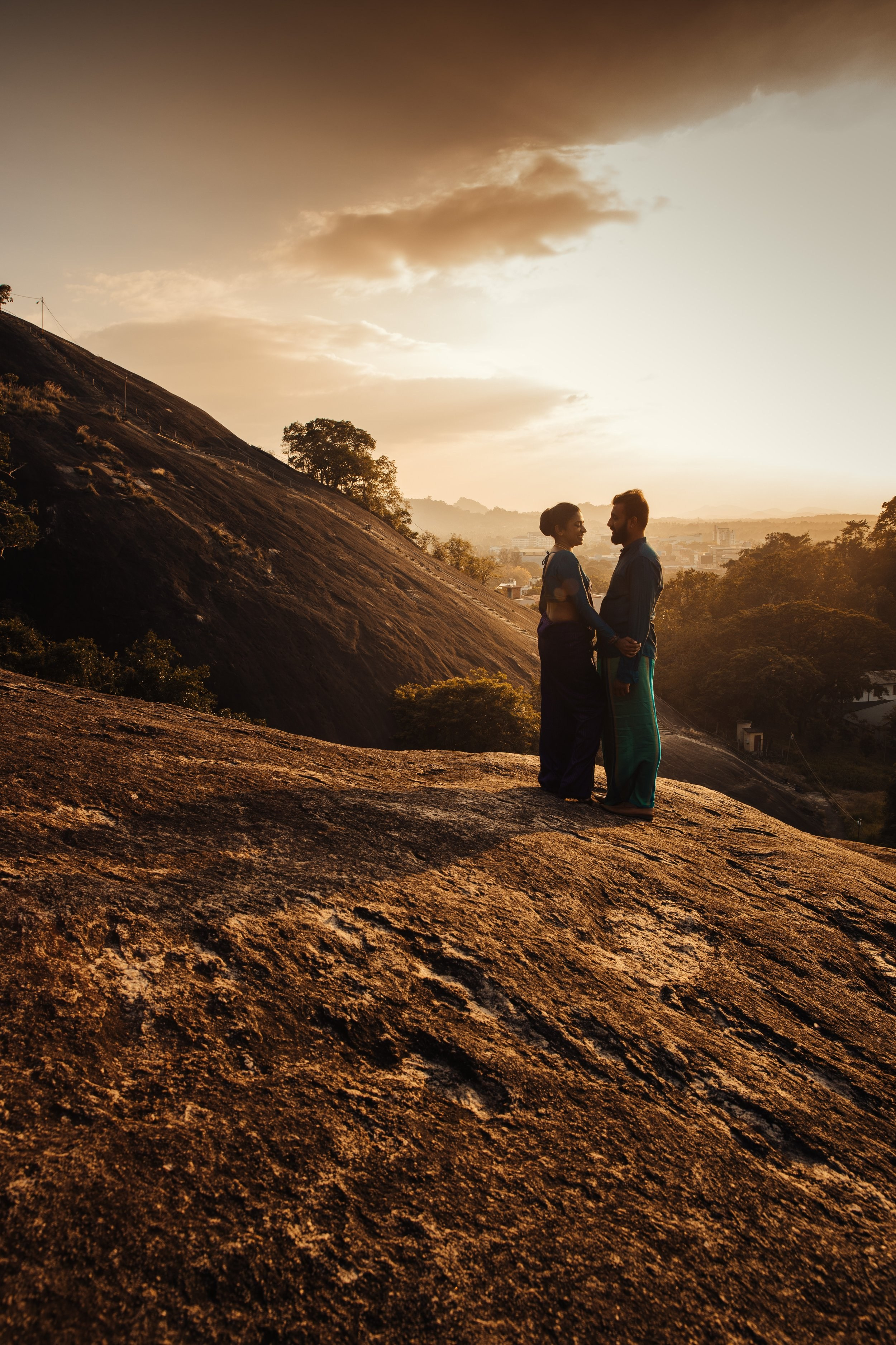 A romantic post wedding couple shoot at Kurunegala