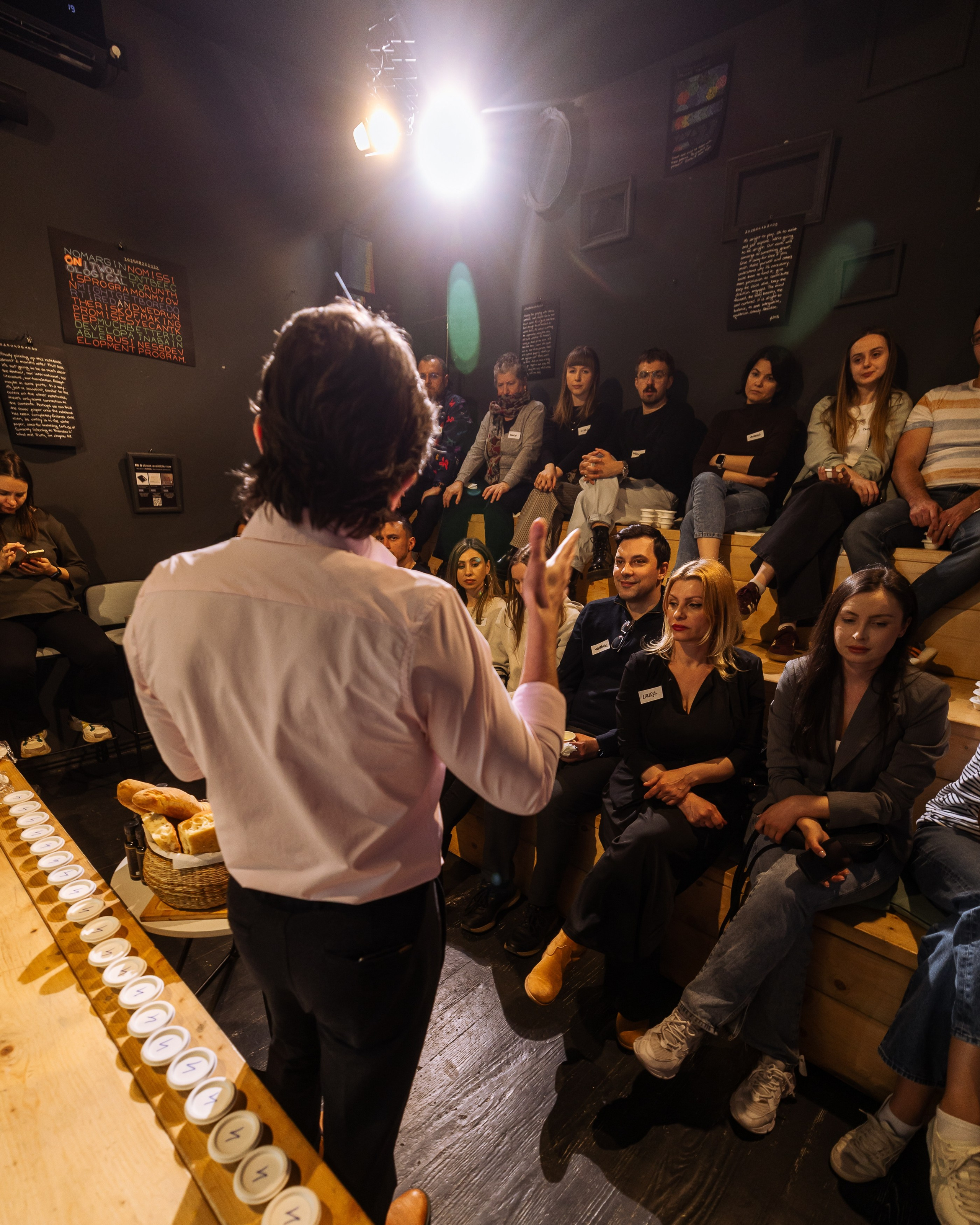 Atelier degustare - Eliada & Dospino. Marius Ciocan
