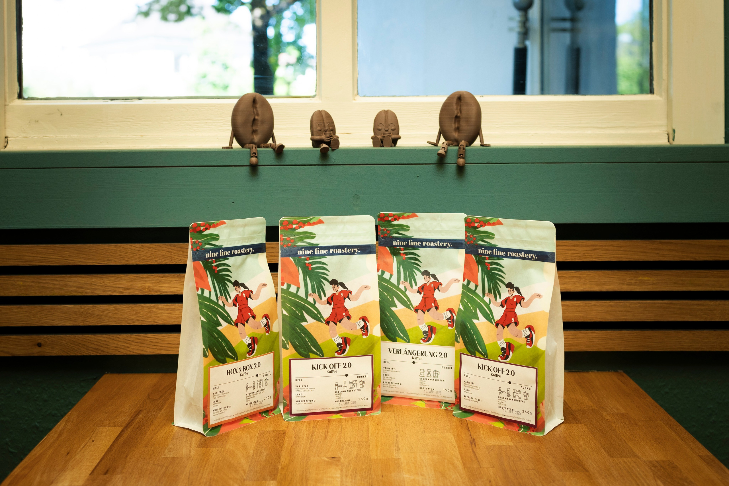 Cafe. Photographer in Munich