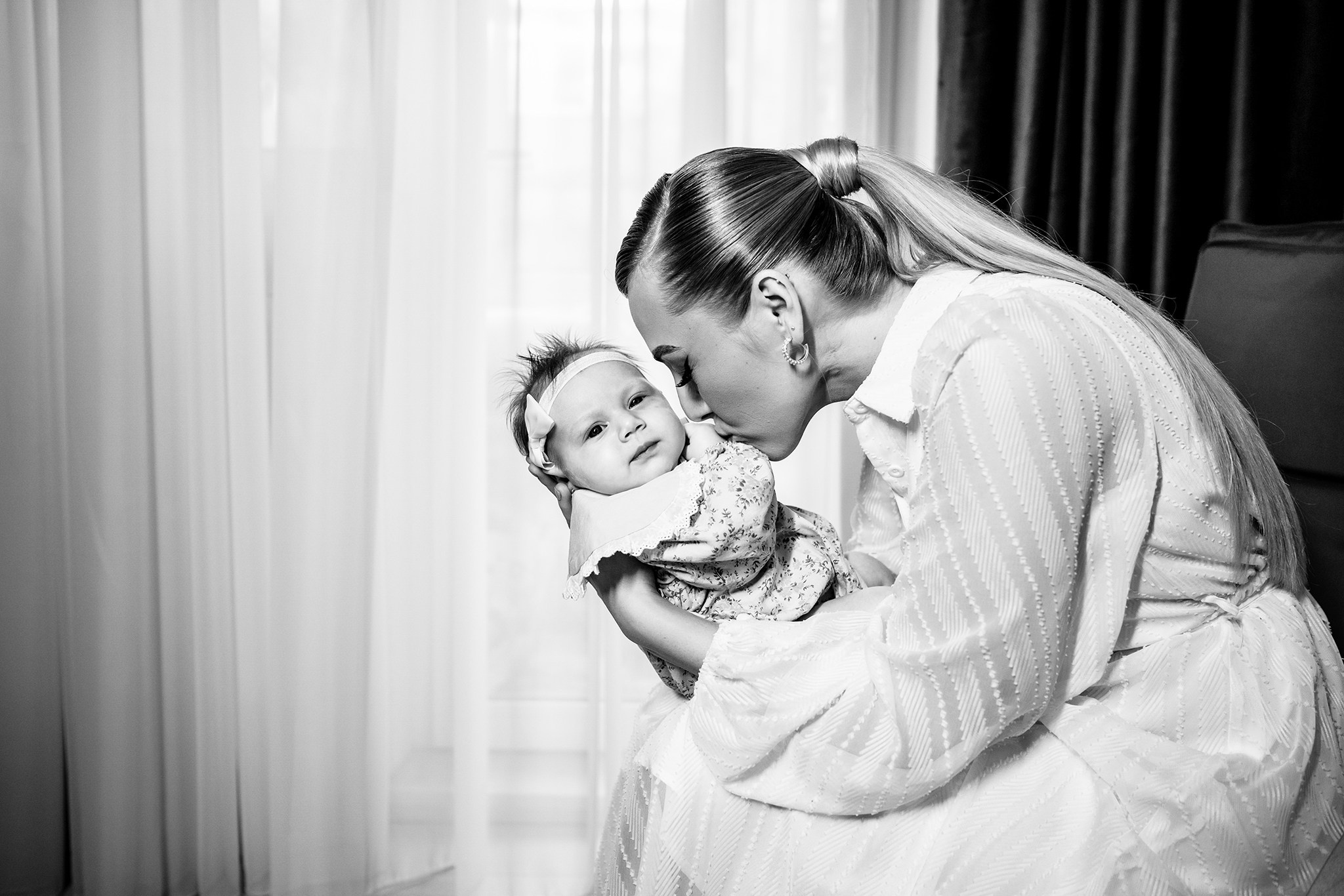 Sweetest devotion. Iris Lara. Acasă