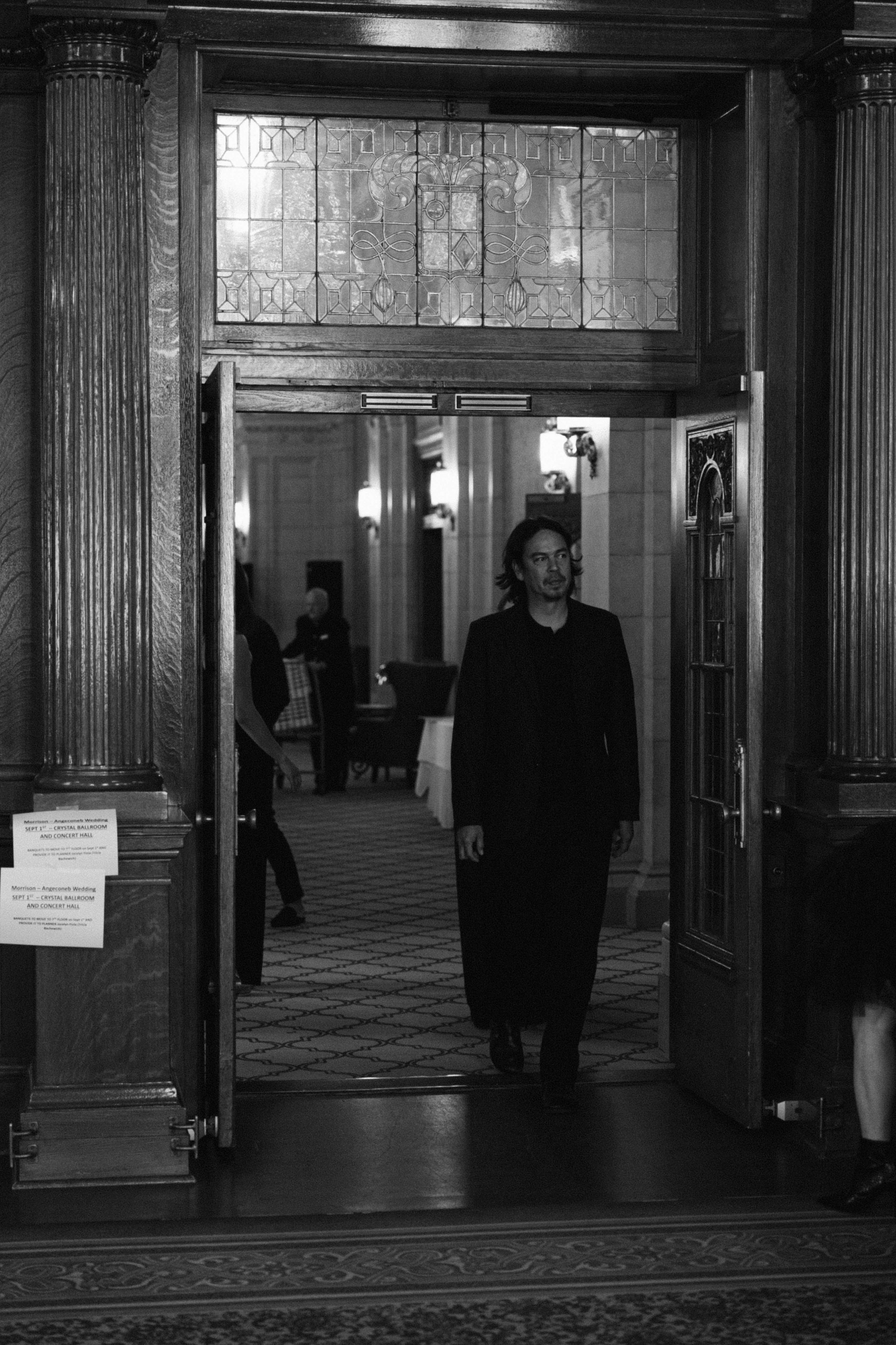 Danielle & Blake (The Fort Garry). Wedding Photographer in Winnipeg — Cinematic & Timeless by Vitiuk Photography