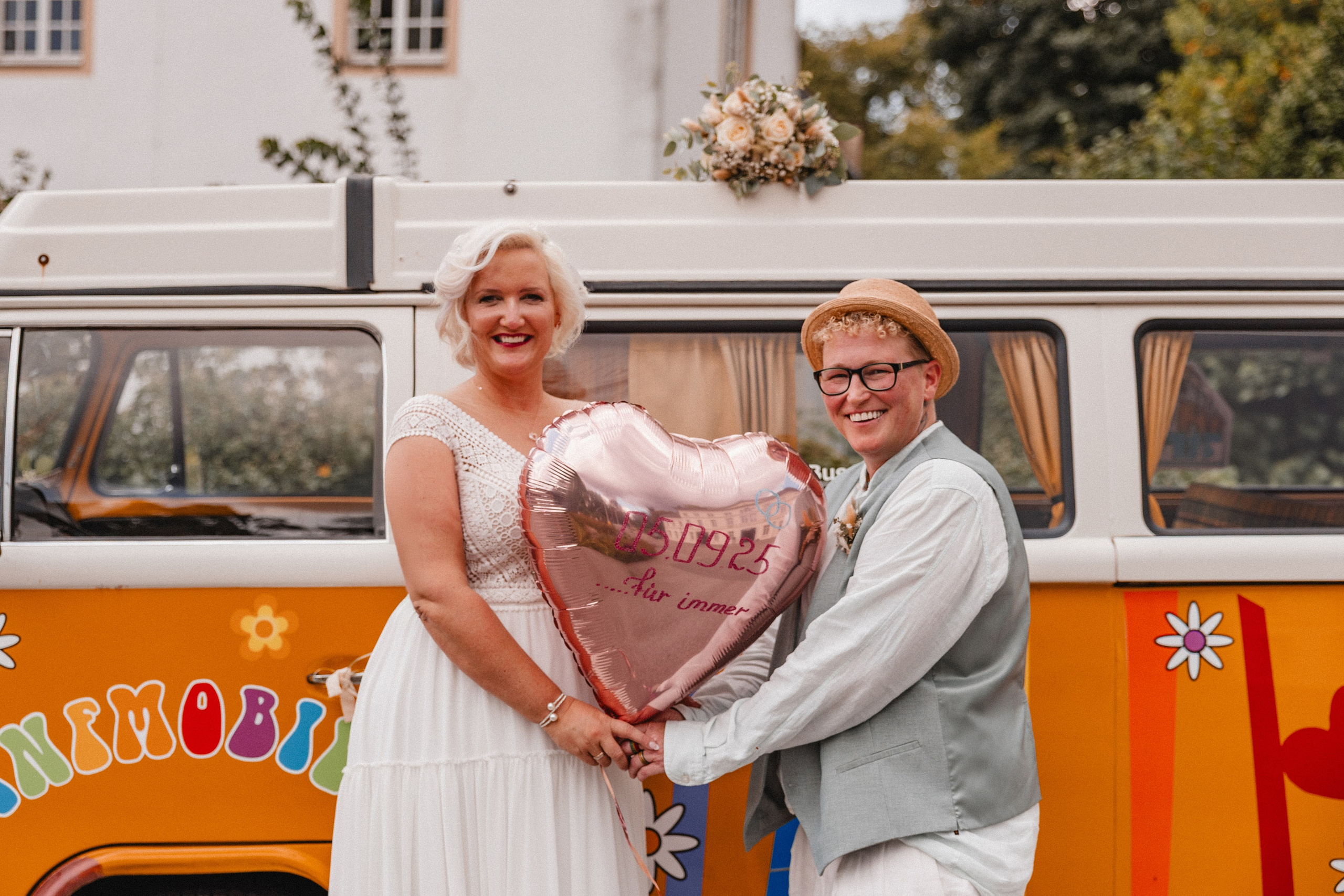 Cathi & Ela | Schloß Borbeck. Hochzeitsfotografie |Hochzeitsfotograf Bochum | Hochzeitsfotograf Dortmund | Hochzeitsfotograf Essen | Hochzeitsfotograf Ruhrgebiet