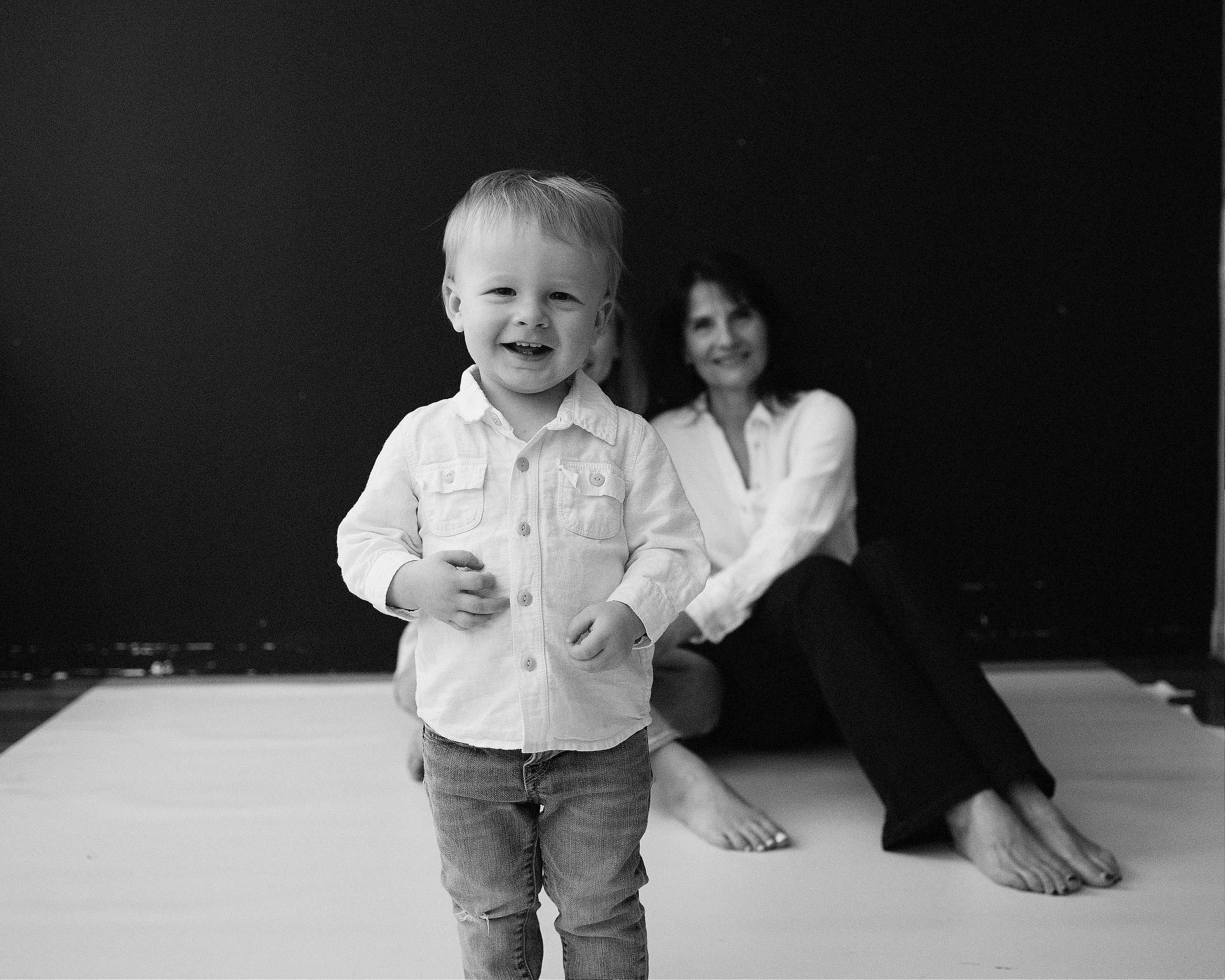 K. Rawnoir- Portrait photography by Daria Paliy.Timeless black&white portraits of women in NYC area