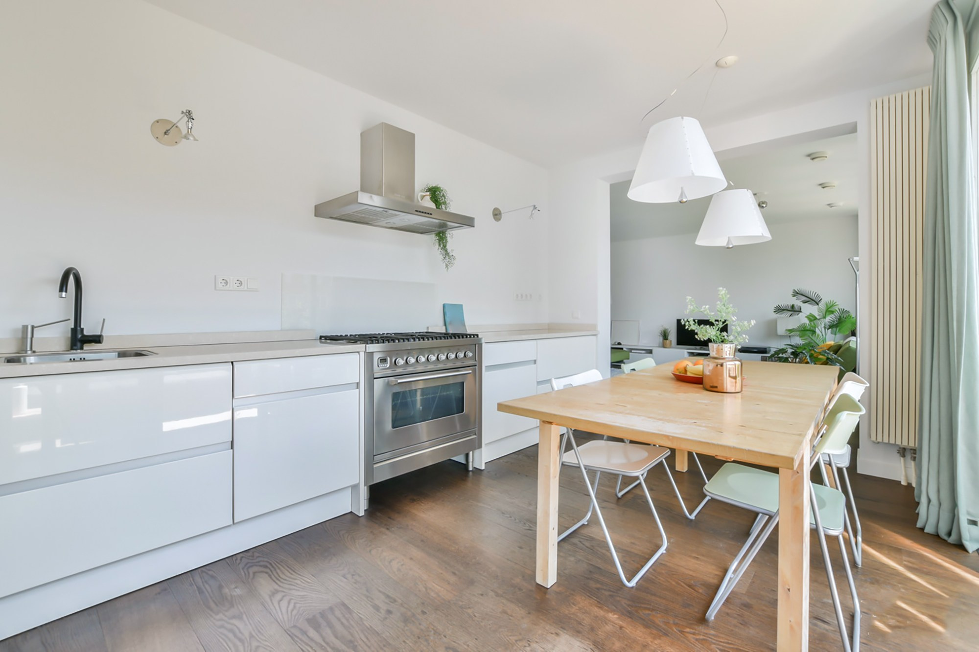 Butų, gyvenamųjų namų, komercinių patalpų fotografavimas. Elina Sapiega fotografė Vilniuje