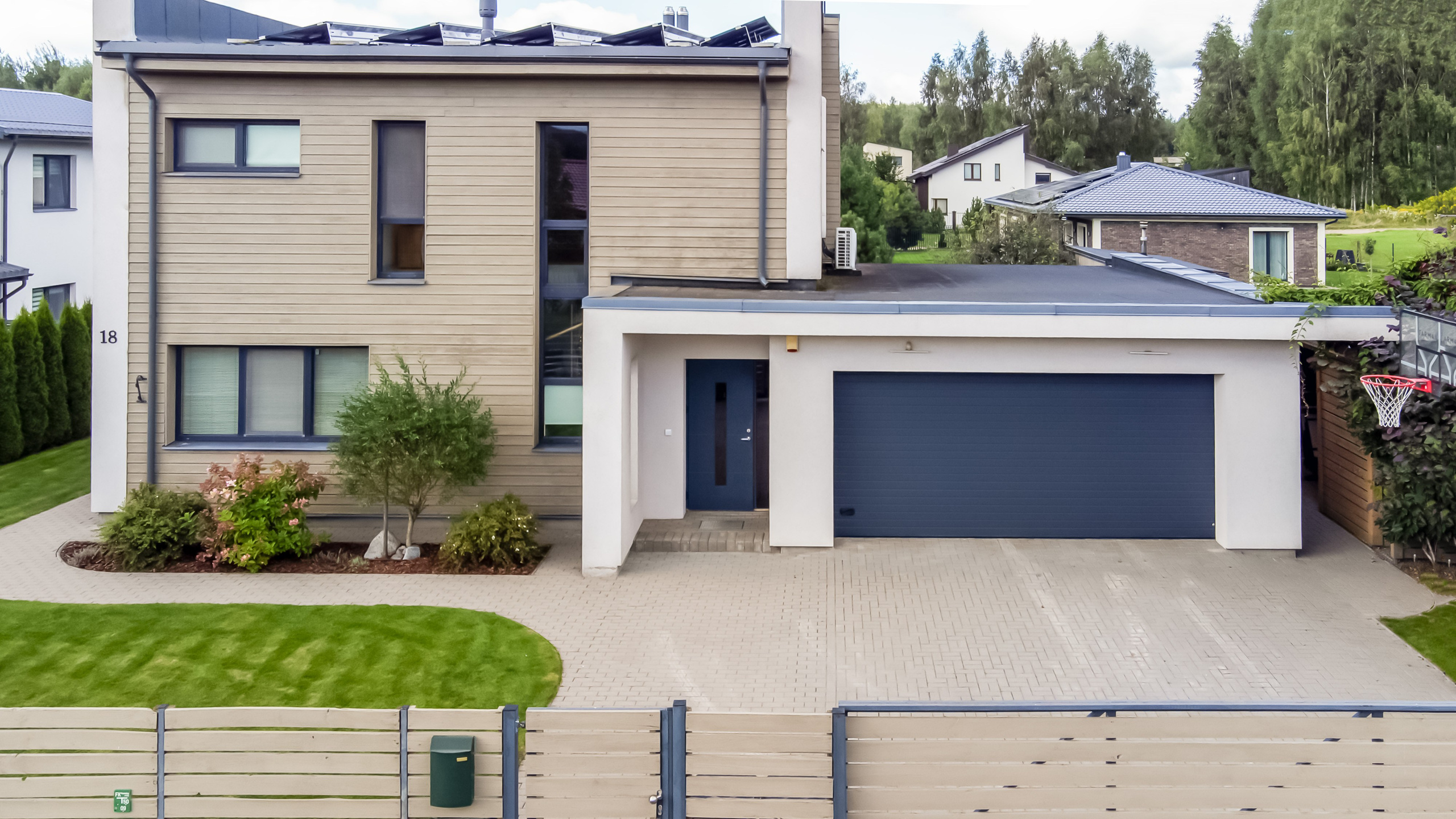 M. Krupavičiaus g. 18. Elina Sapiega fotografė Vilniuje