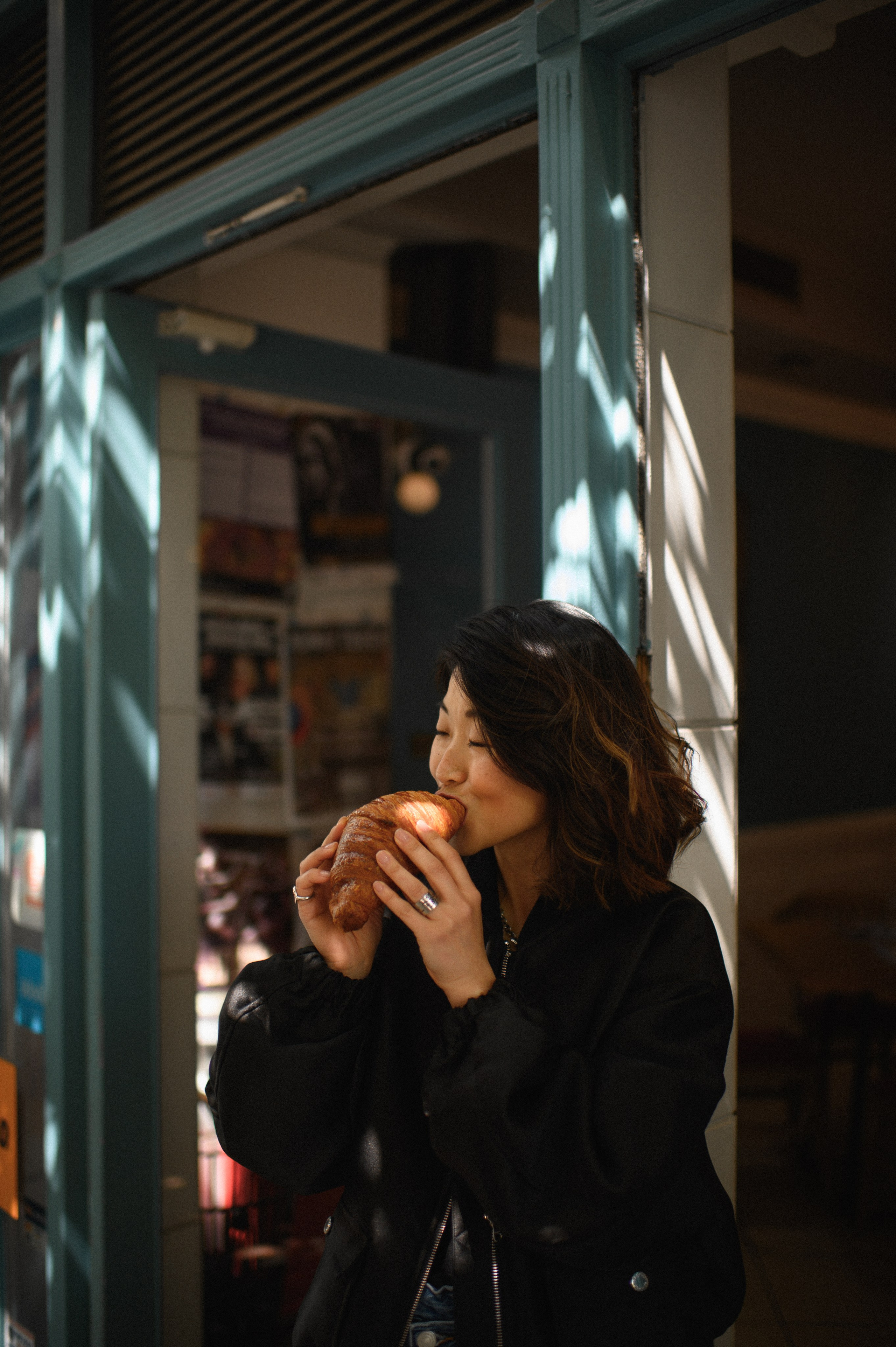 Julia street style. Семейная, детская, портретная и предметная фотосъемка в Салониках